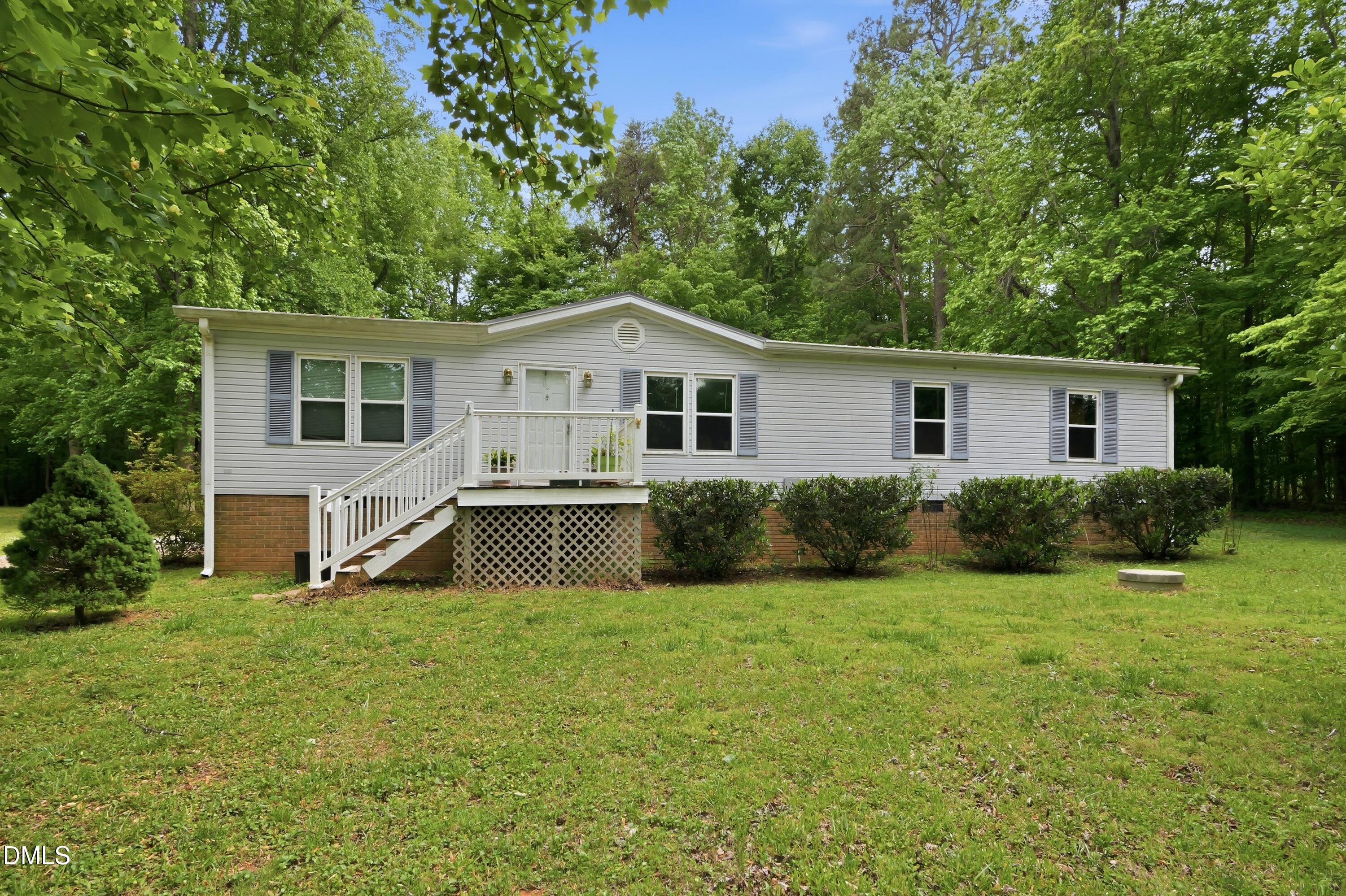 1512 Red Mountain Road Property Photo 1