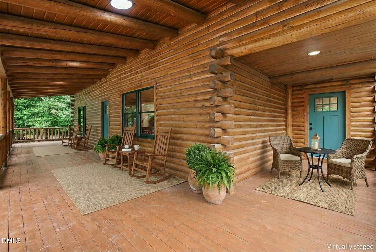2853 Greenbrook Drive Property Photo 3