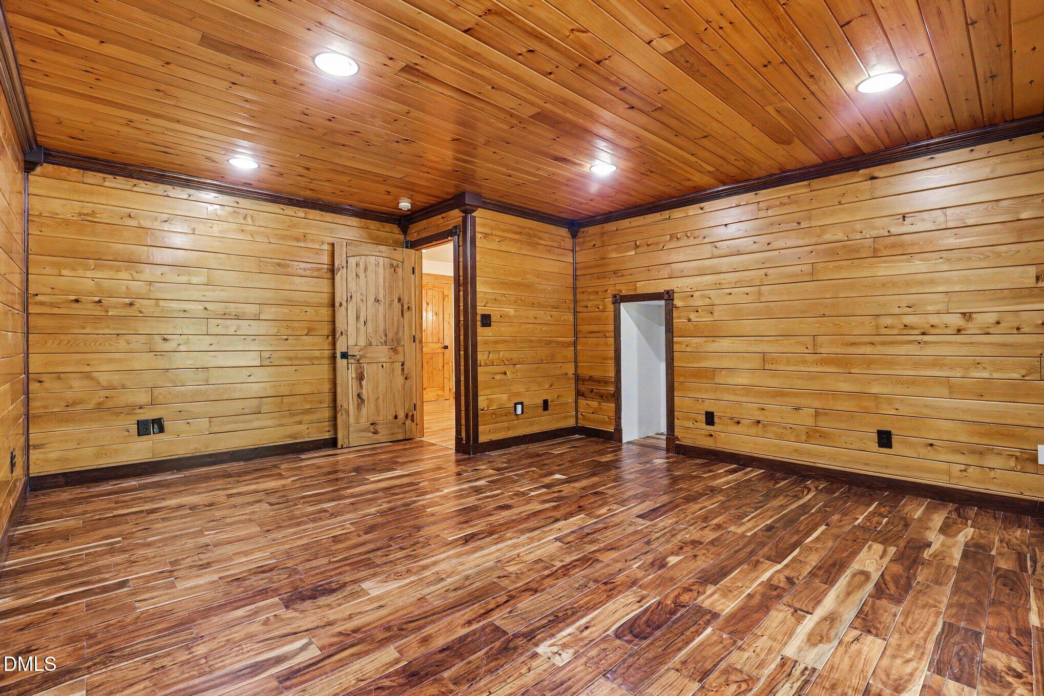 2853 Greenbrook Drive Property Photo 19