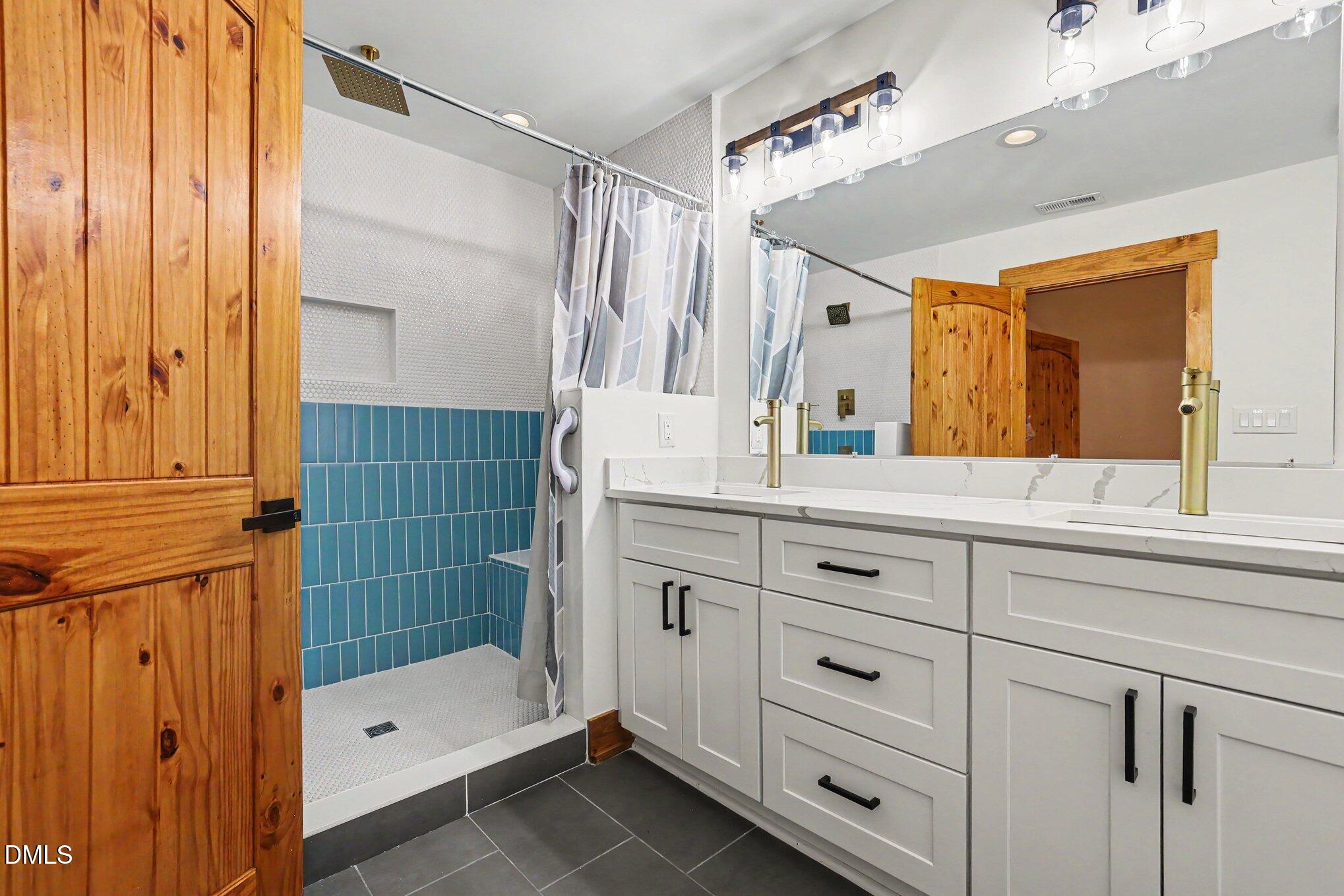 2853 Greenbrook Drive Property Photo 31