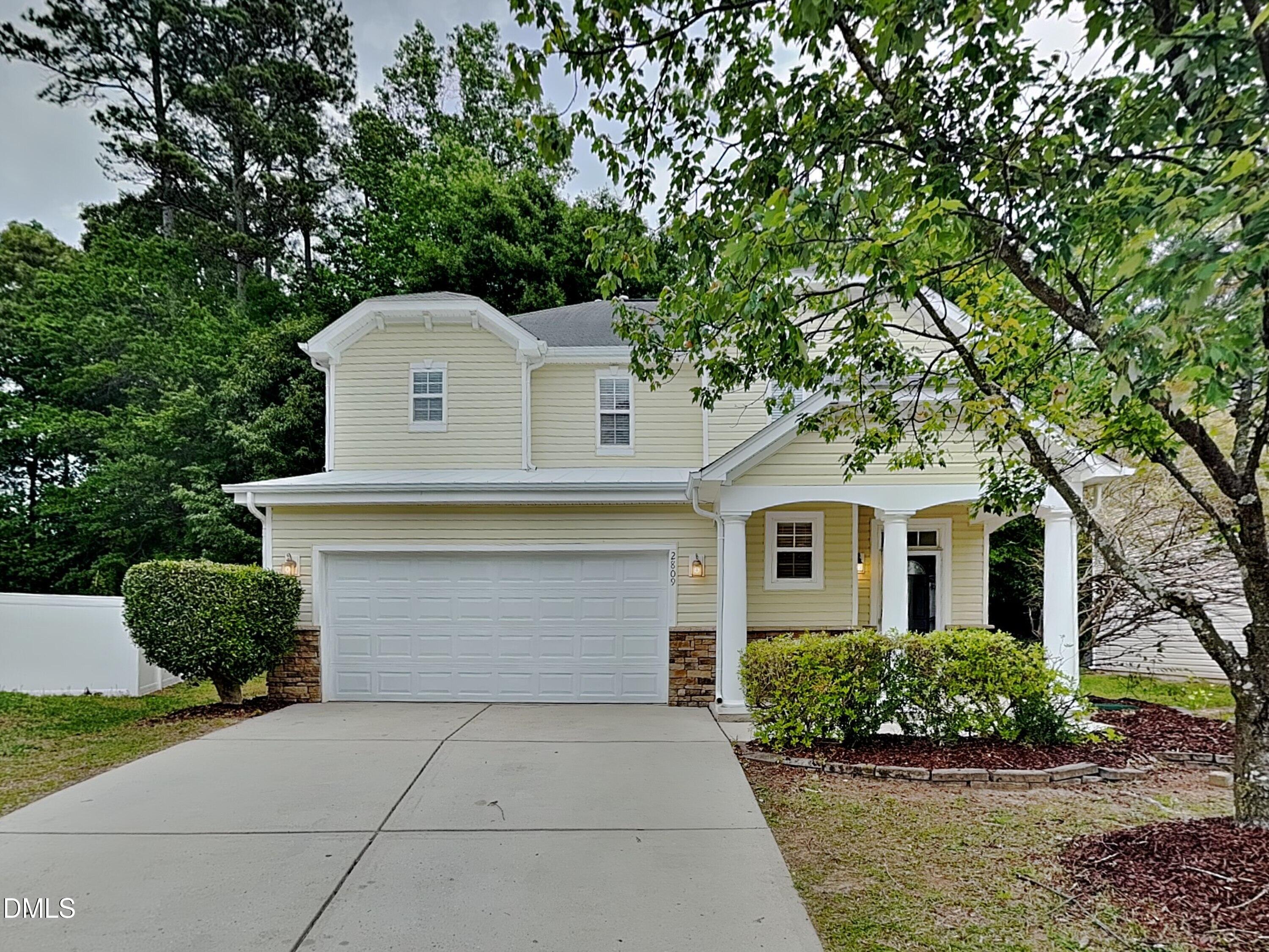 2809 Roundleaf Court Property Photo 1