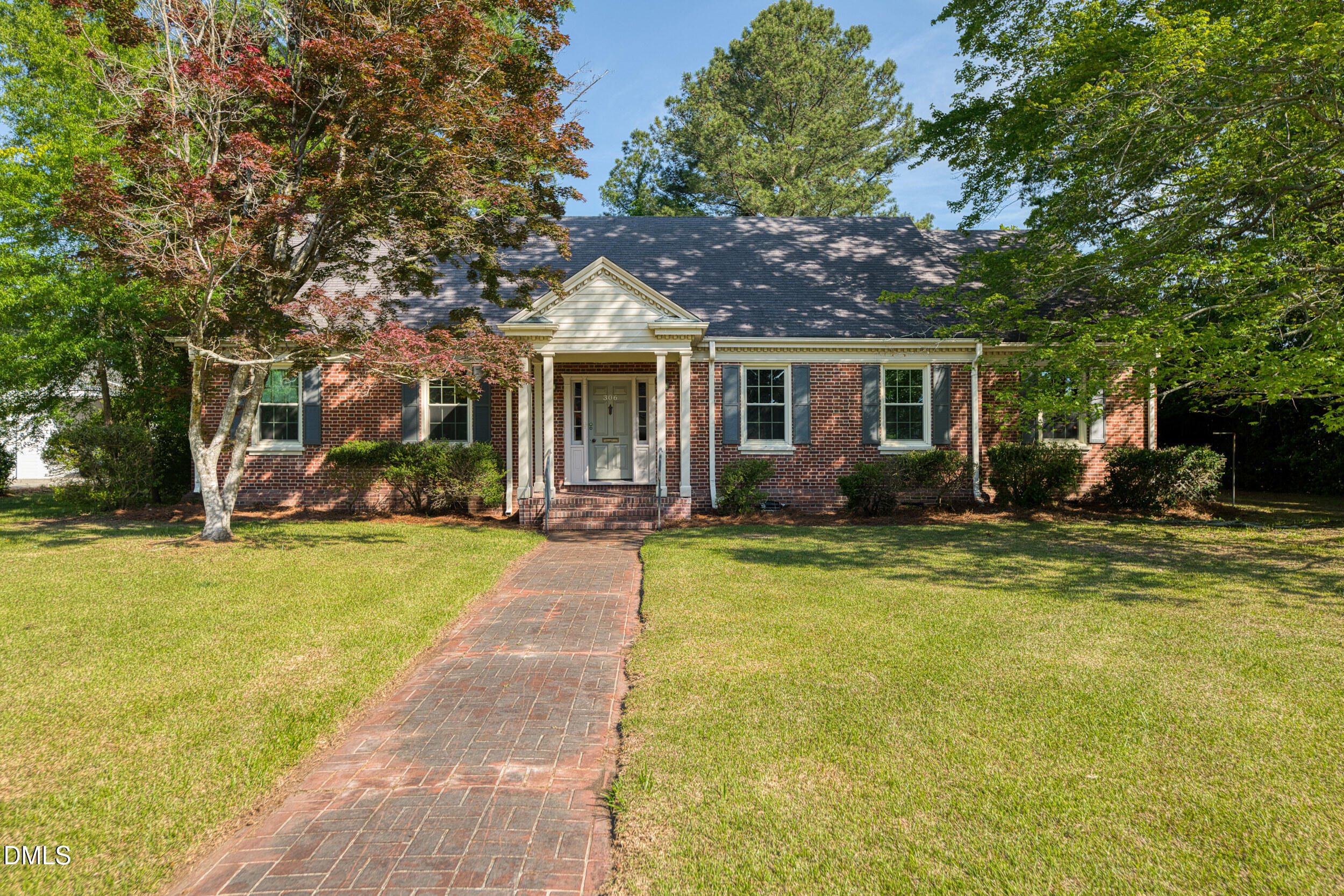 306 S Howard Circle Property Photo 1