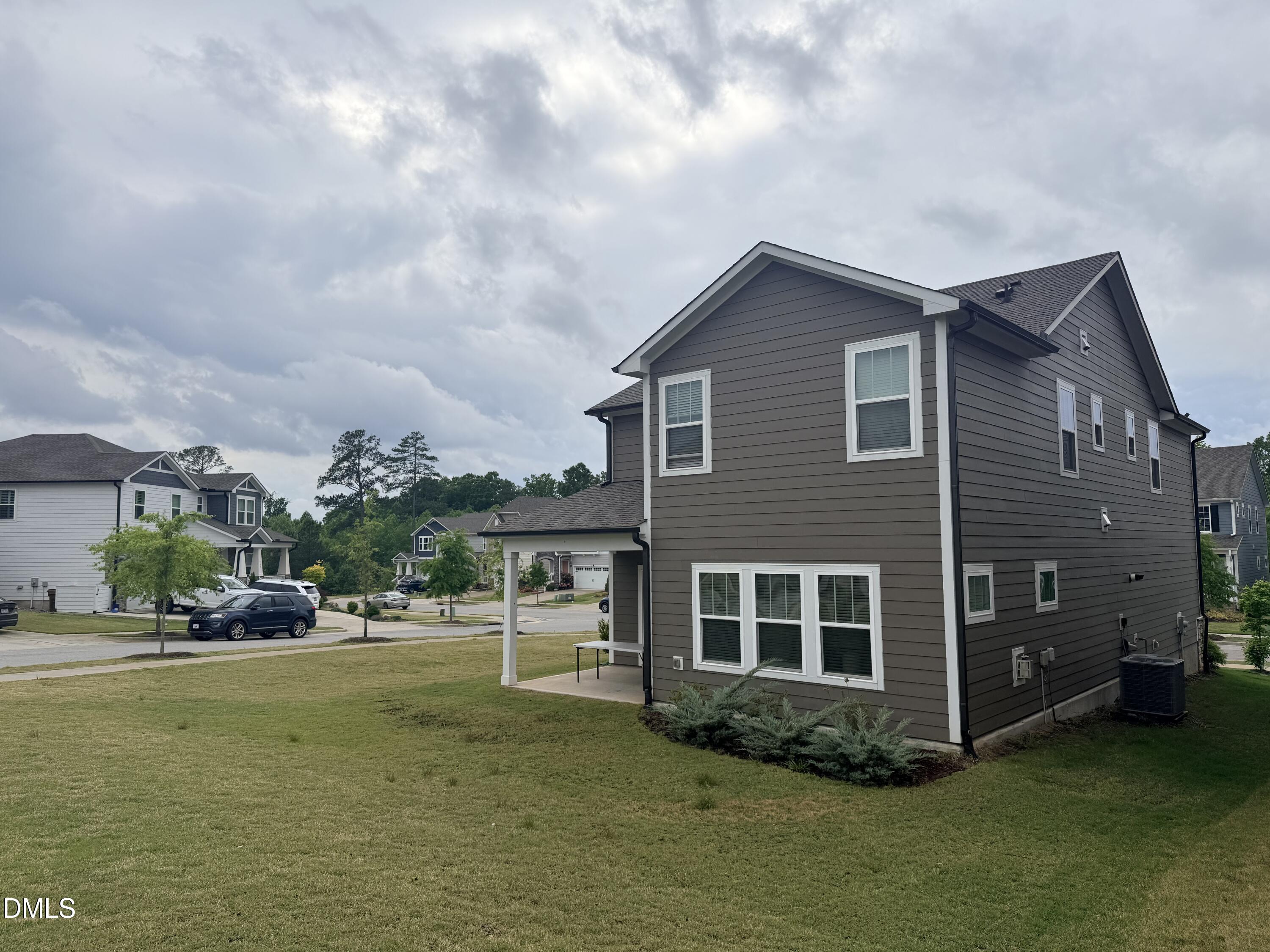 641 Sage Oak Ln, Holly Springs, Nc Property Photo 6