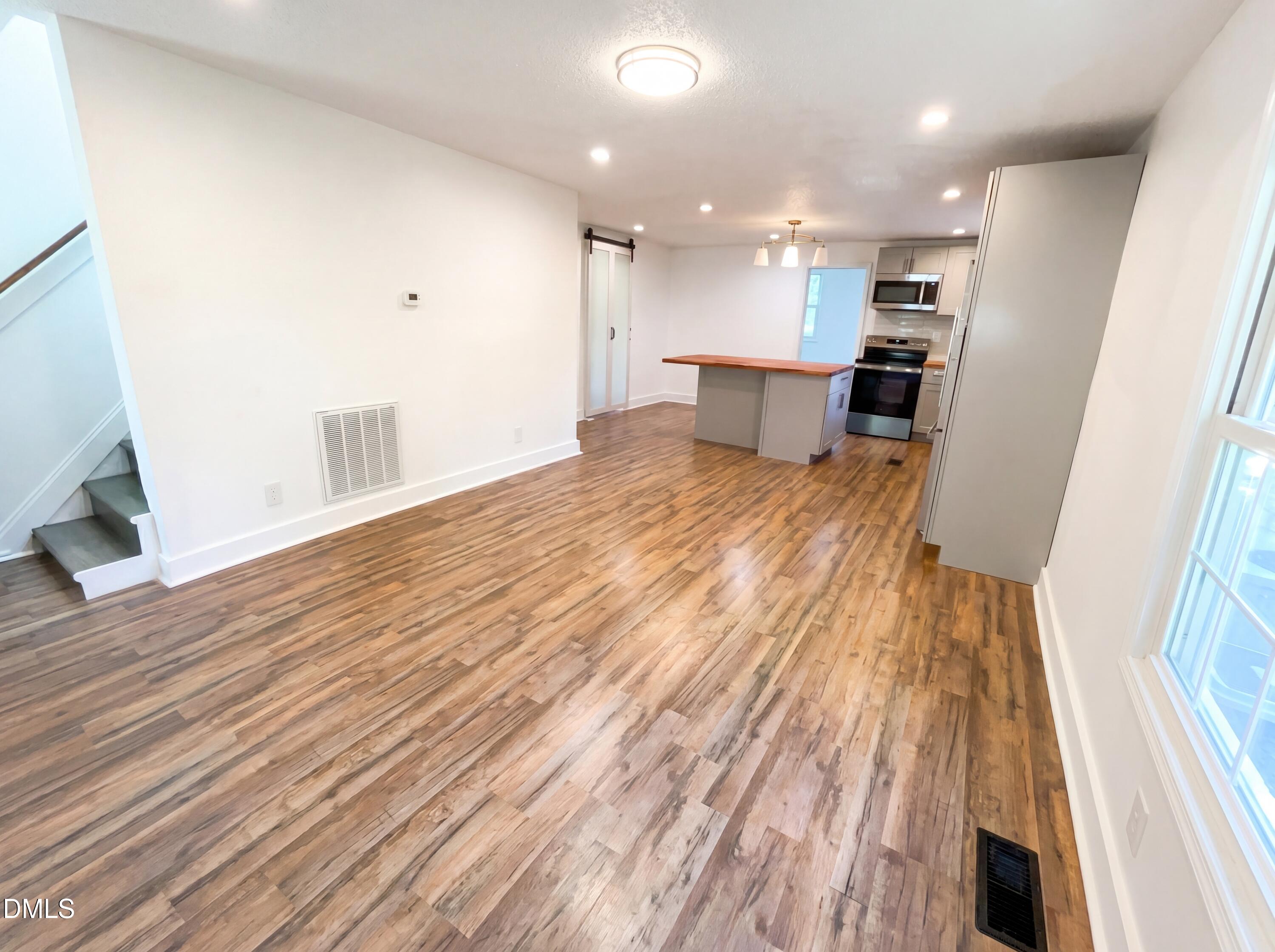 410 Madison Street Property Photo 3