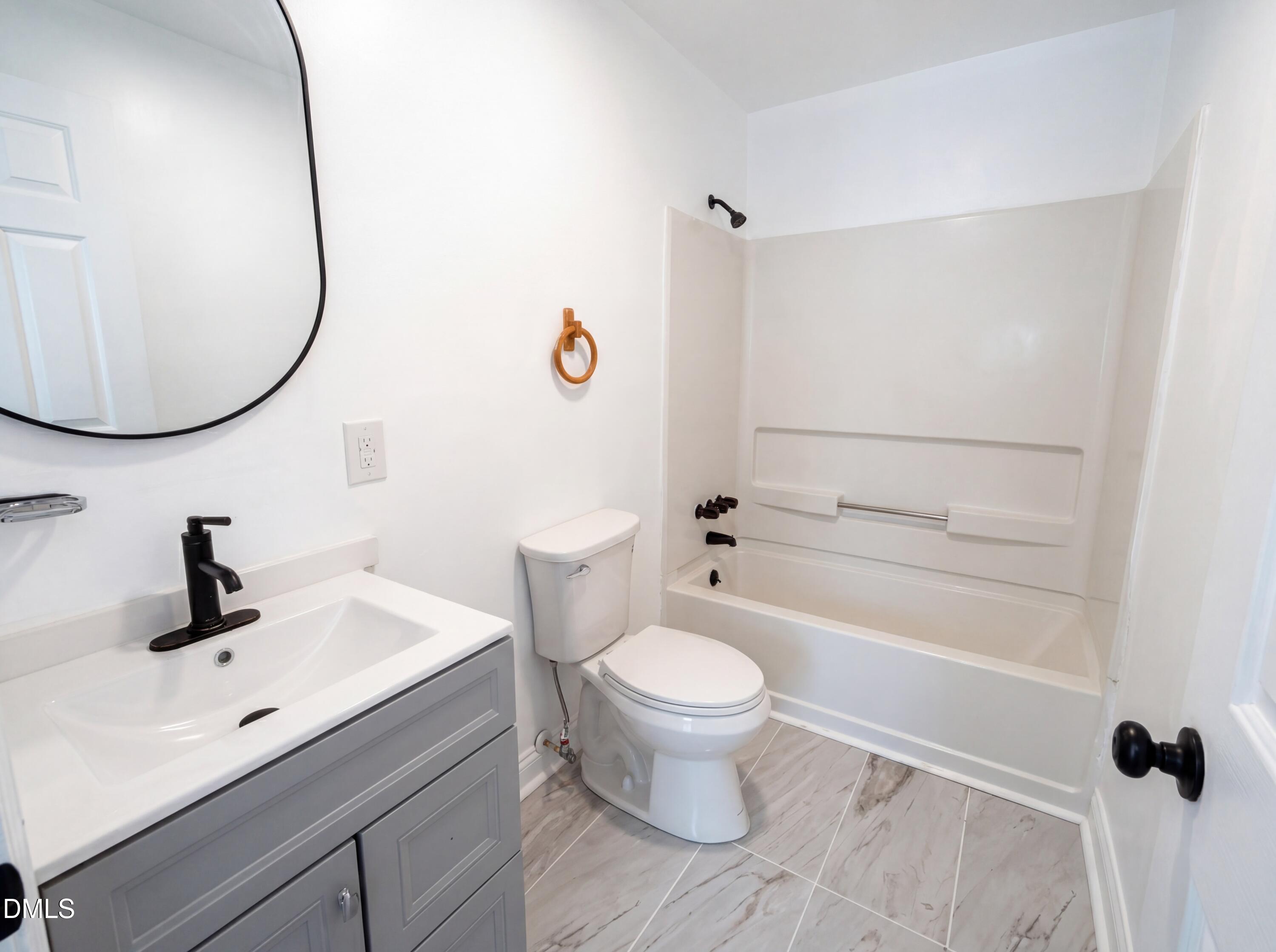 410 Madison Street Property Photo 10