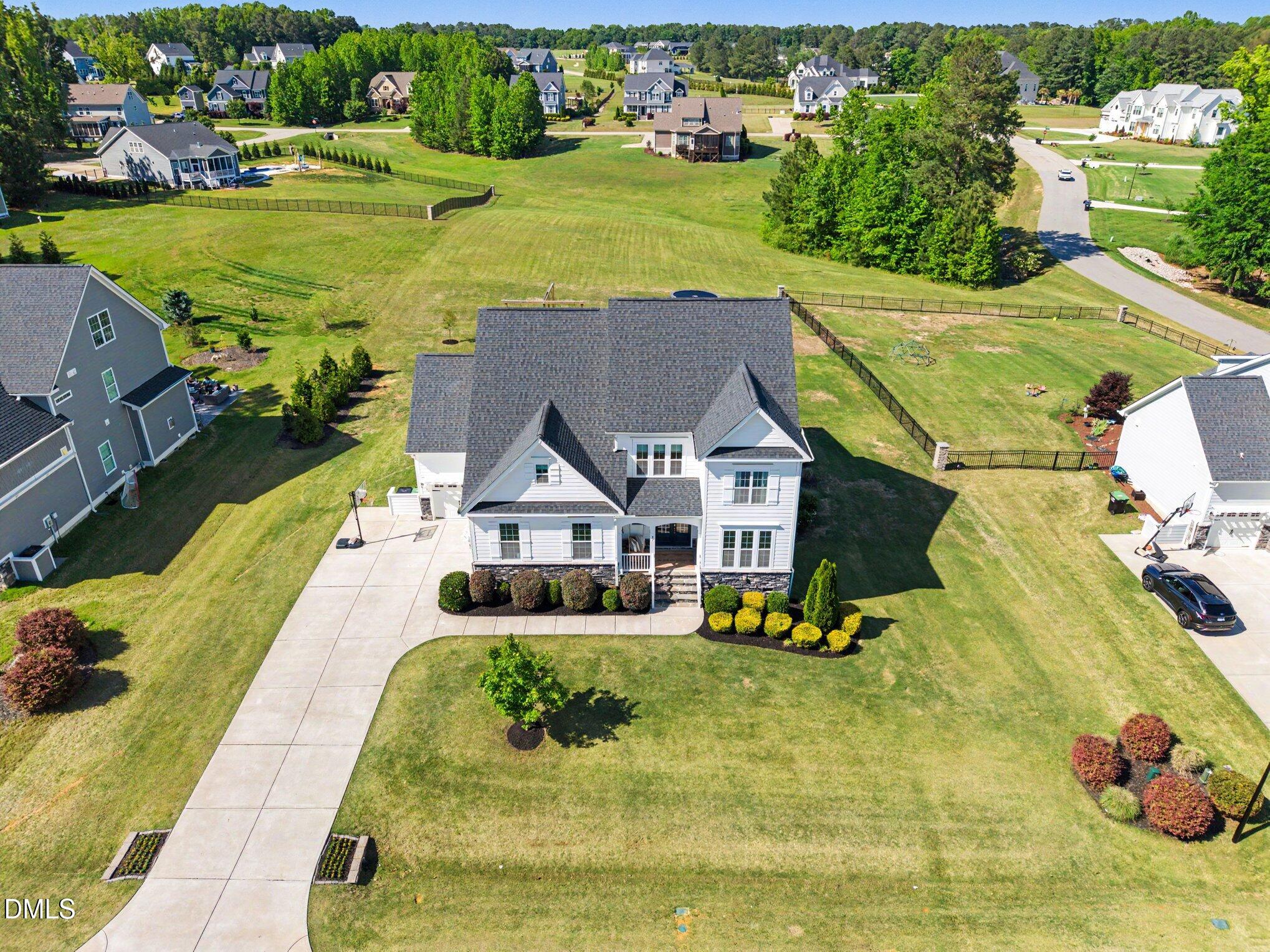 52 Pistoia Drive Property Photo 47