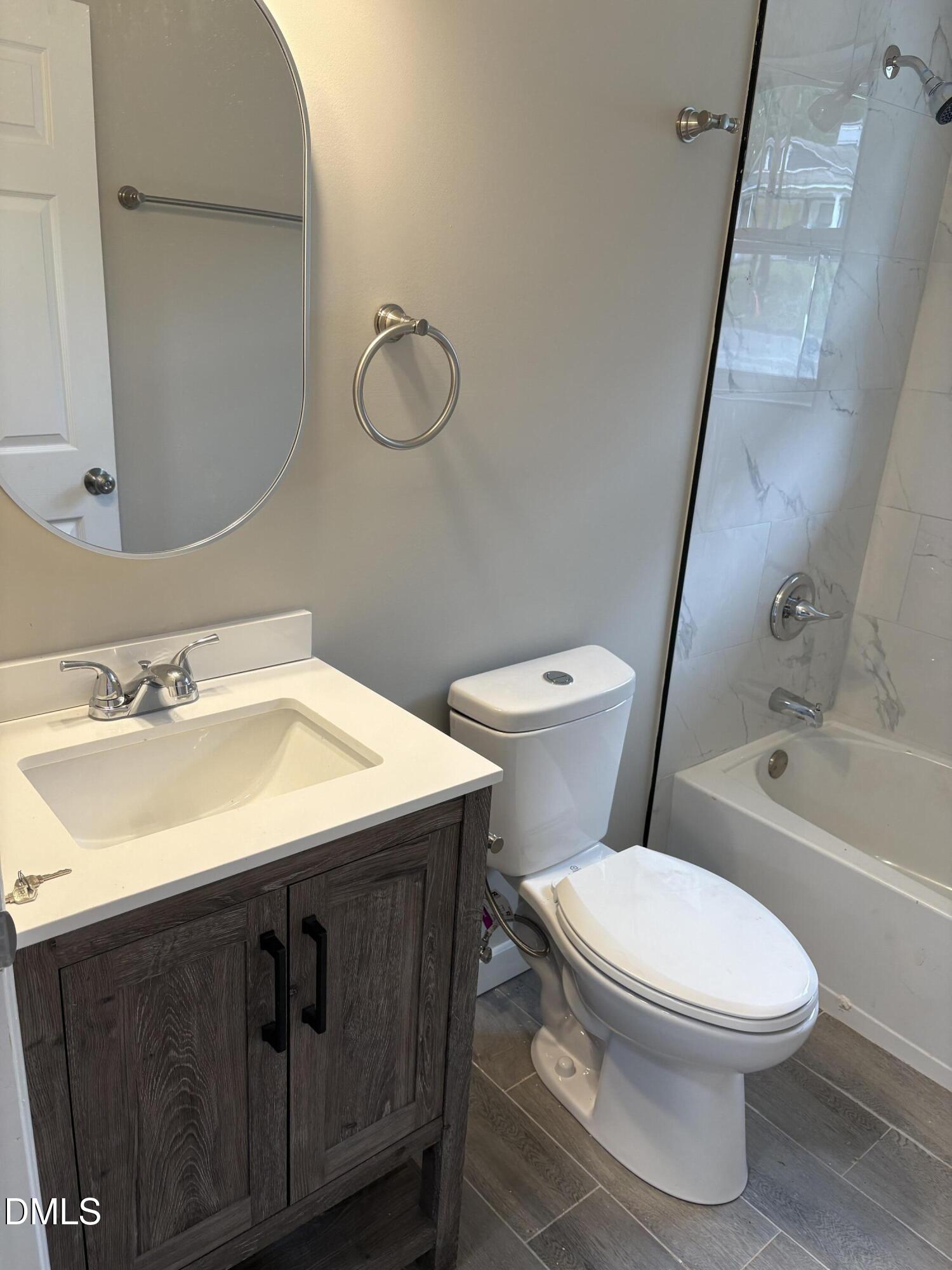 1405 N Hyde Park Avenue Property Photo 14