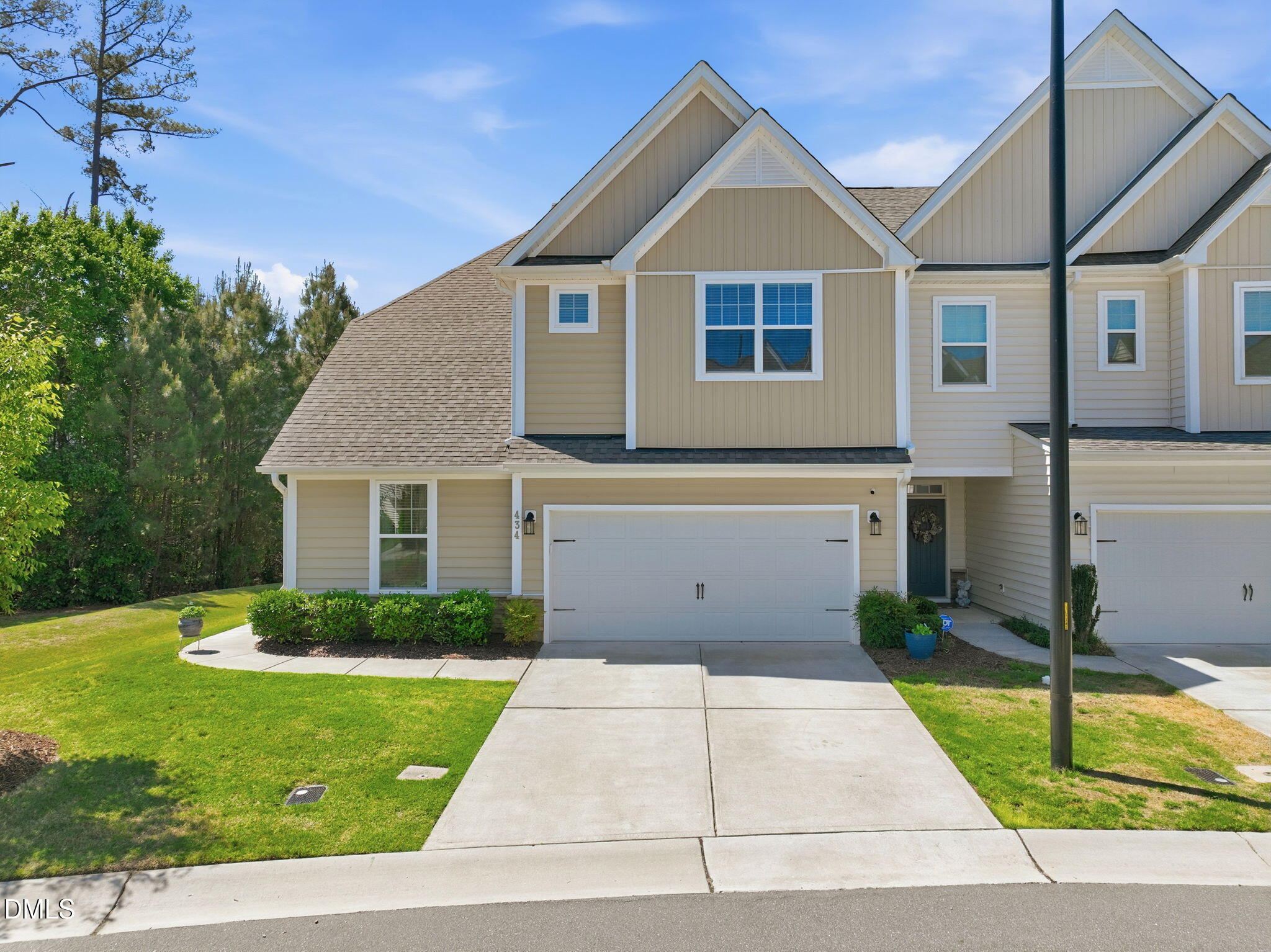 434 Shale Creek Drive Property Photo 1
