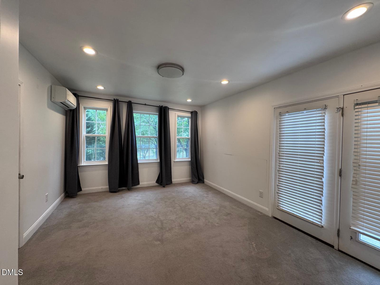 404 Byrams Ford Drive Property Photo 4