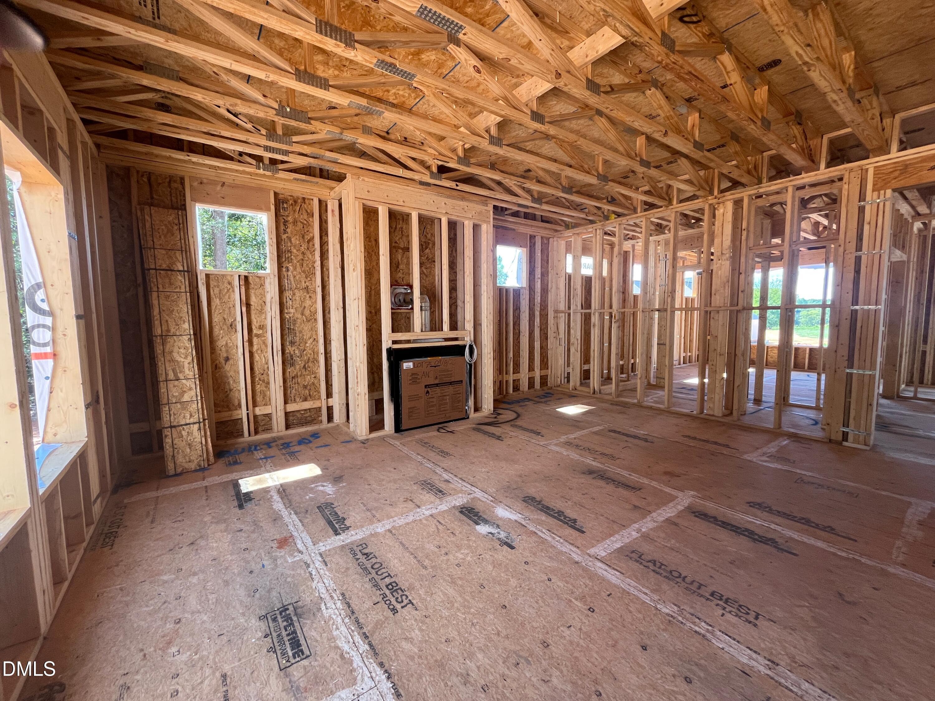 194 Isabelle Valley Drive Property Photo 7