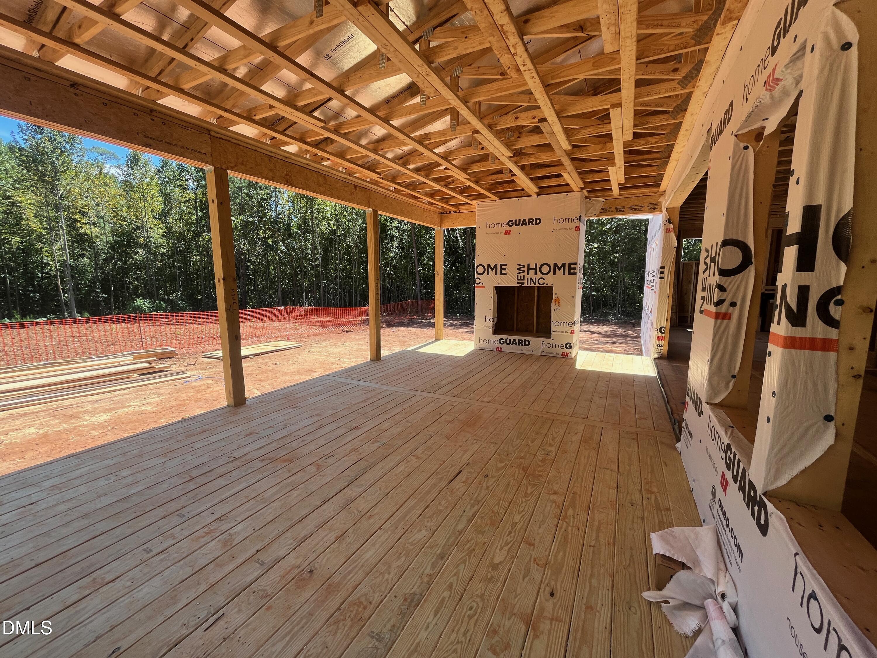 194 Isabelle Valley Drive Property Photo 9