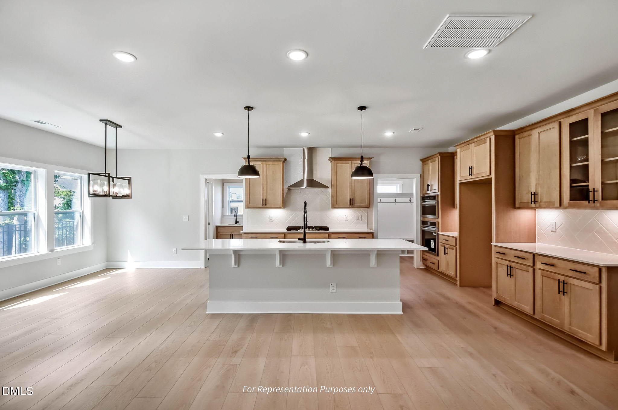 1725 Meadowfern Place Property Photo 13