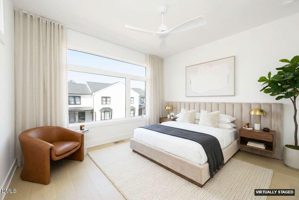 209 Woodsborough Place Property Photo 12