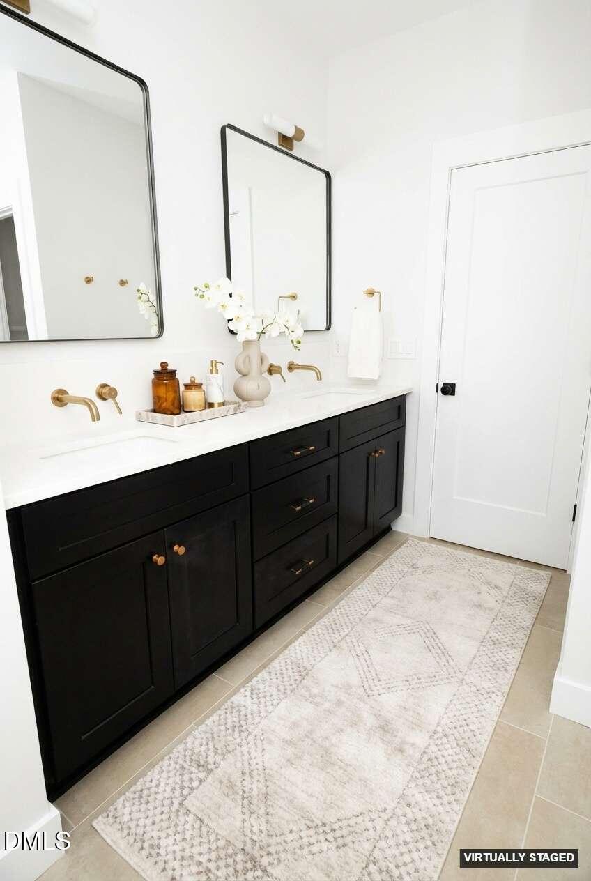 209 Woodsborough Place Property Photo 16