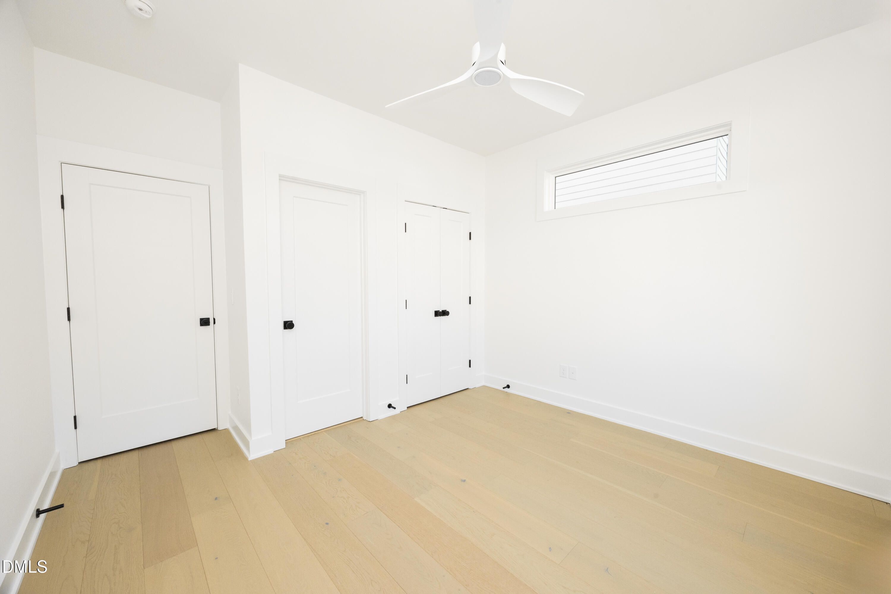 209 Woodsborough Place Property Photo 33