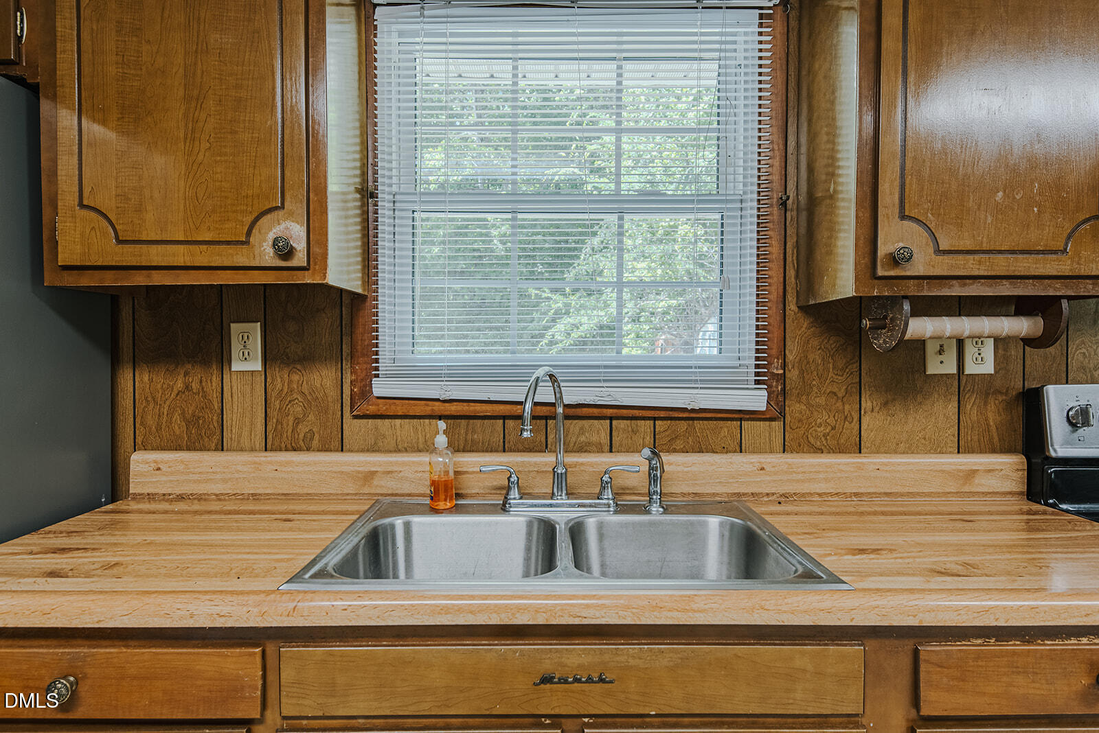 1302 Blacksmith Road Property Photo 6