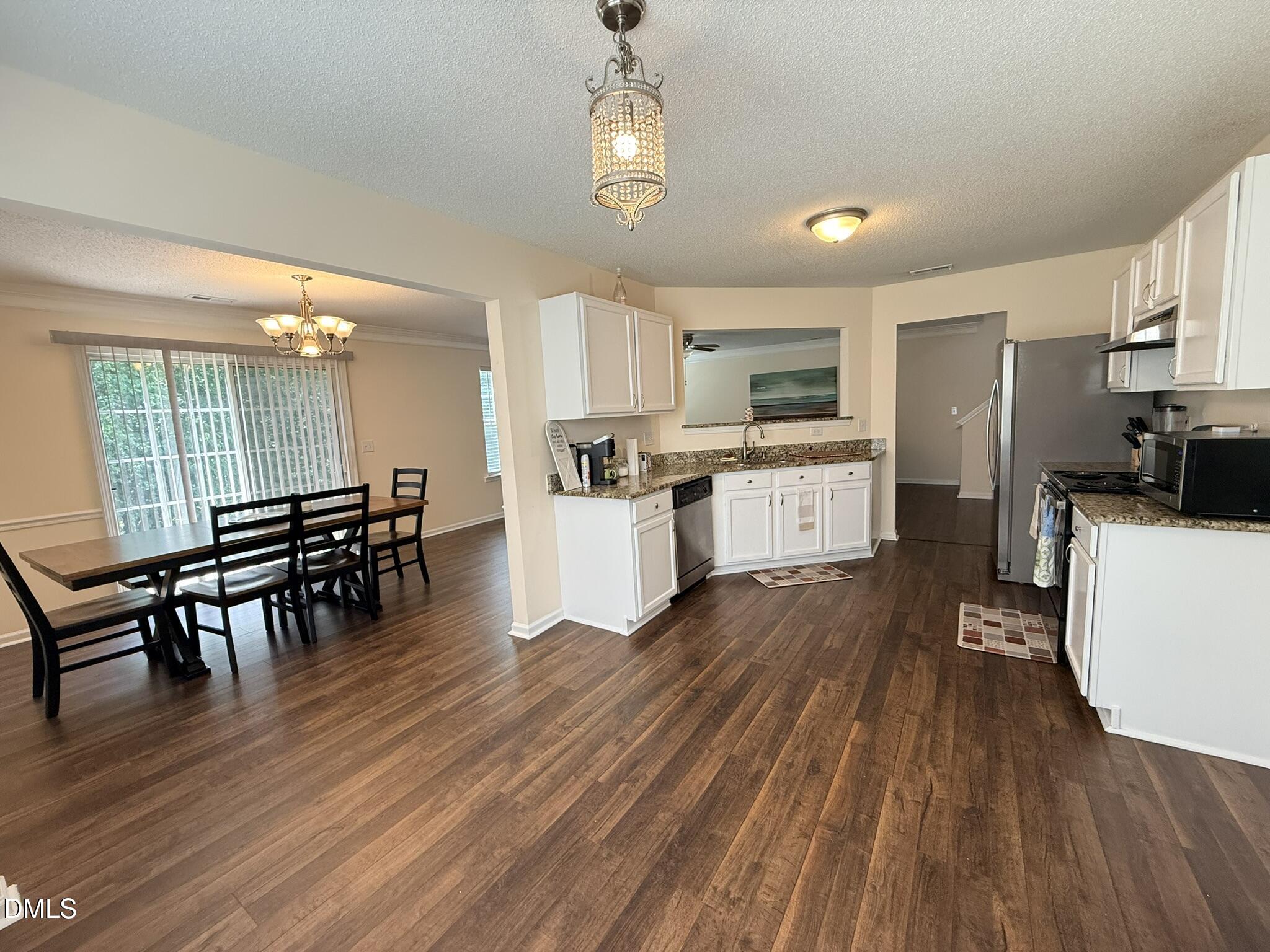 231 Pebblestone Drive Property Photo 9