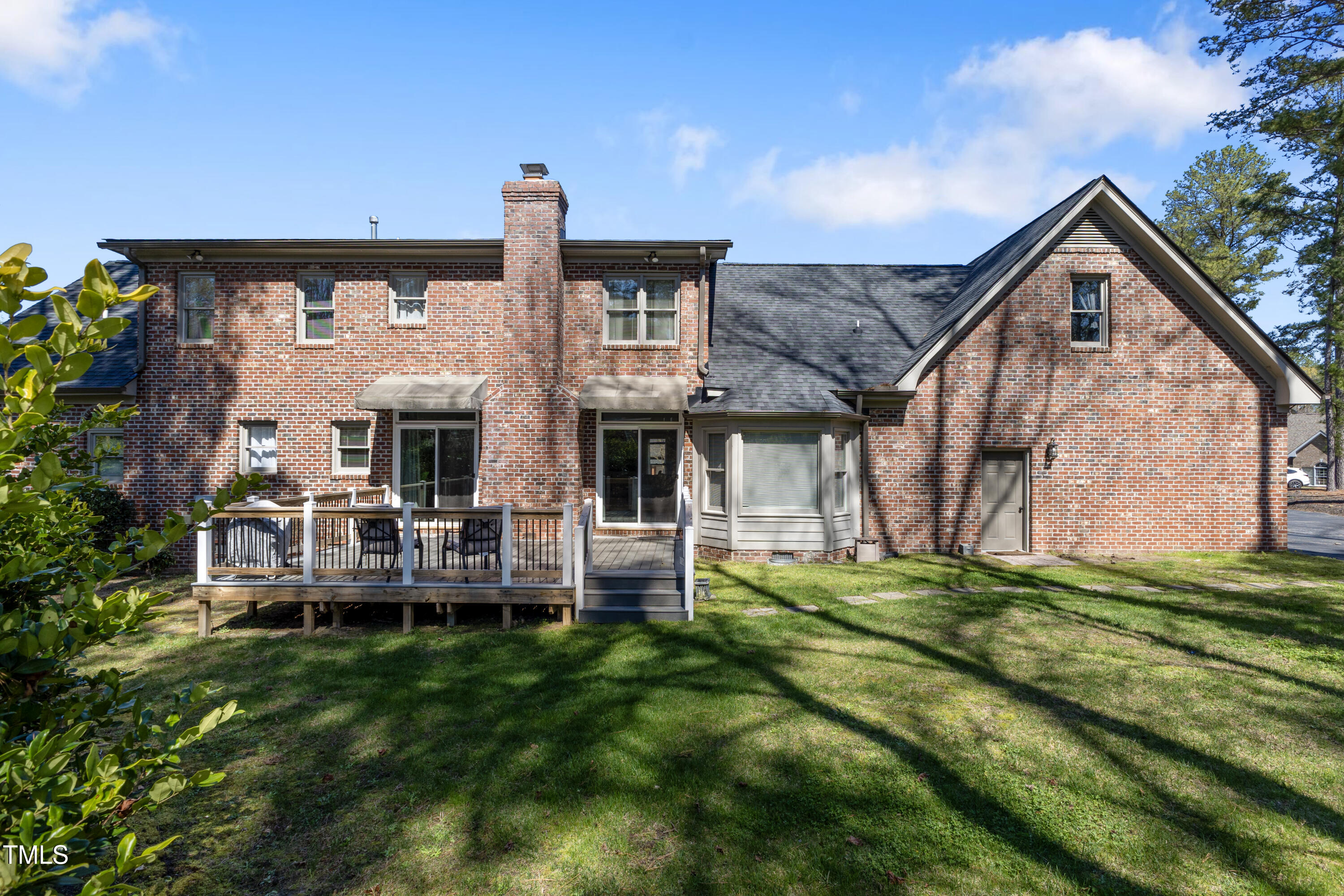 209 Ashmore Lane Property Photo 3