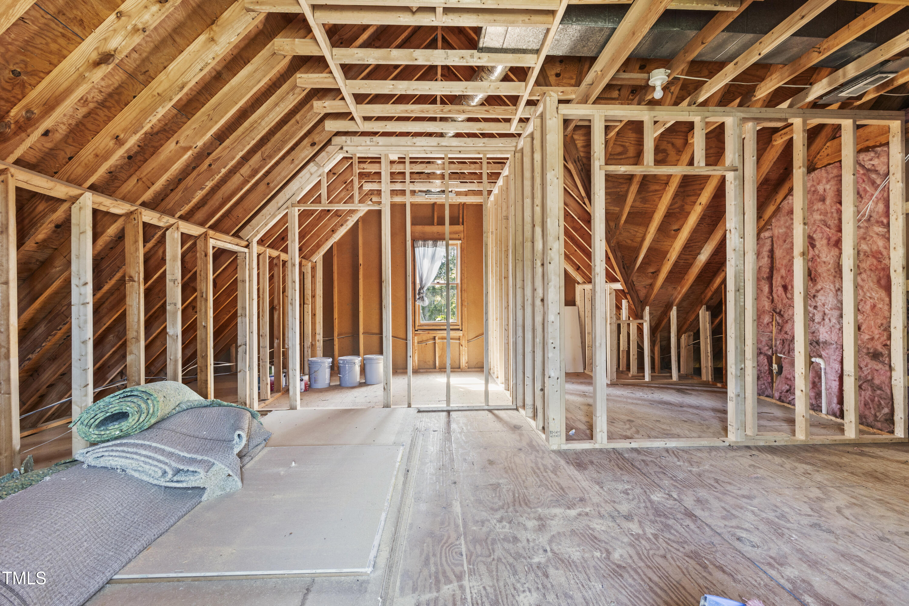 209 Ashmore Lane Property Photo 24