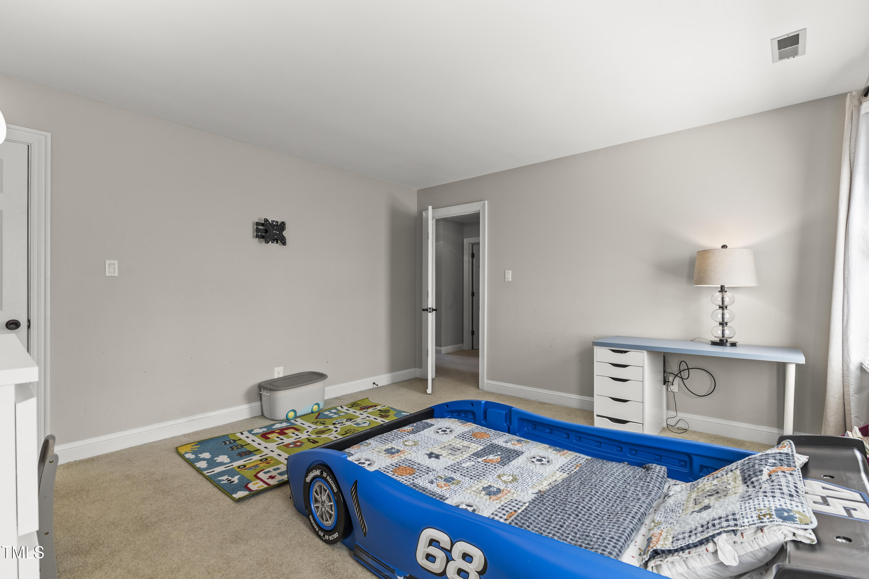 209 Ashmore Lane Property Photo 26