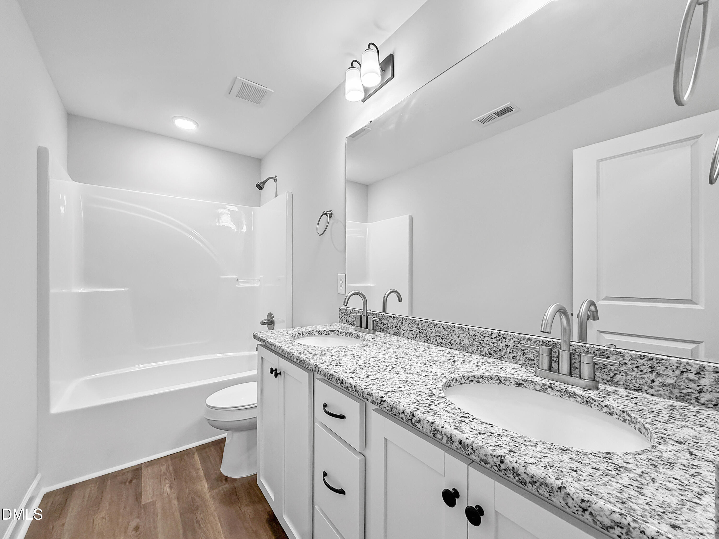 205 4th Street Property Photo 24