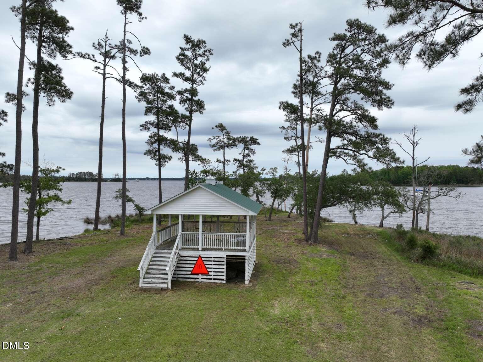 754 Cutter Bay Way