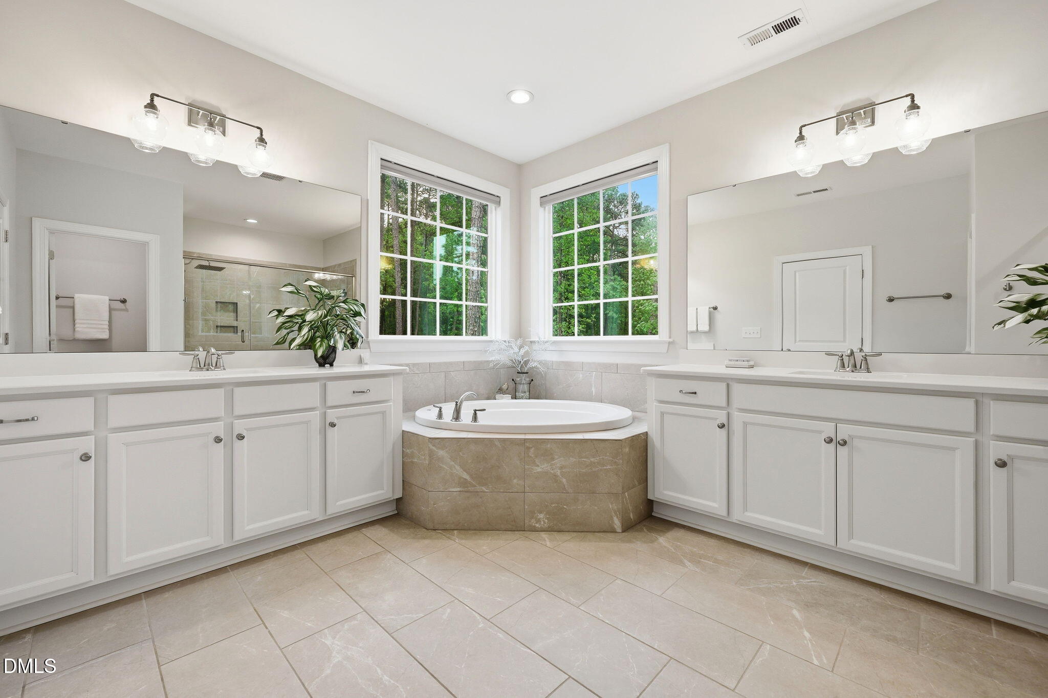 2625 Derby Glen Way Property Photo 34