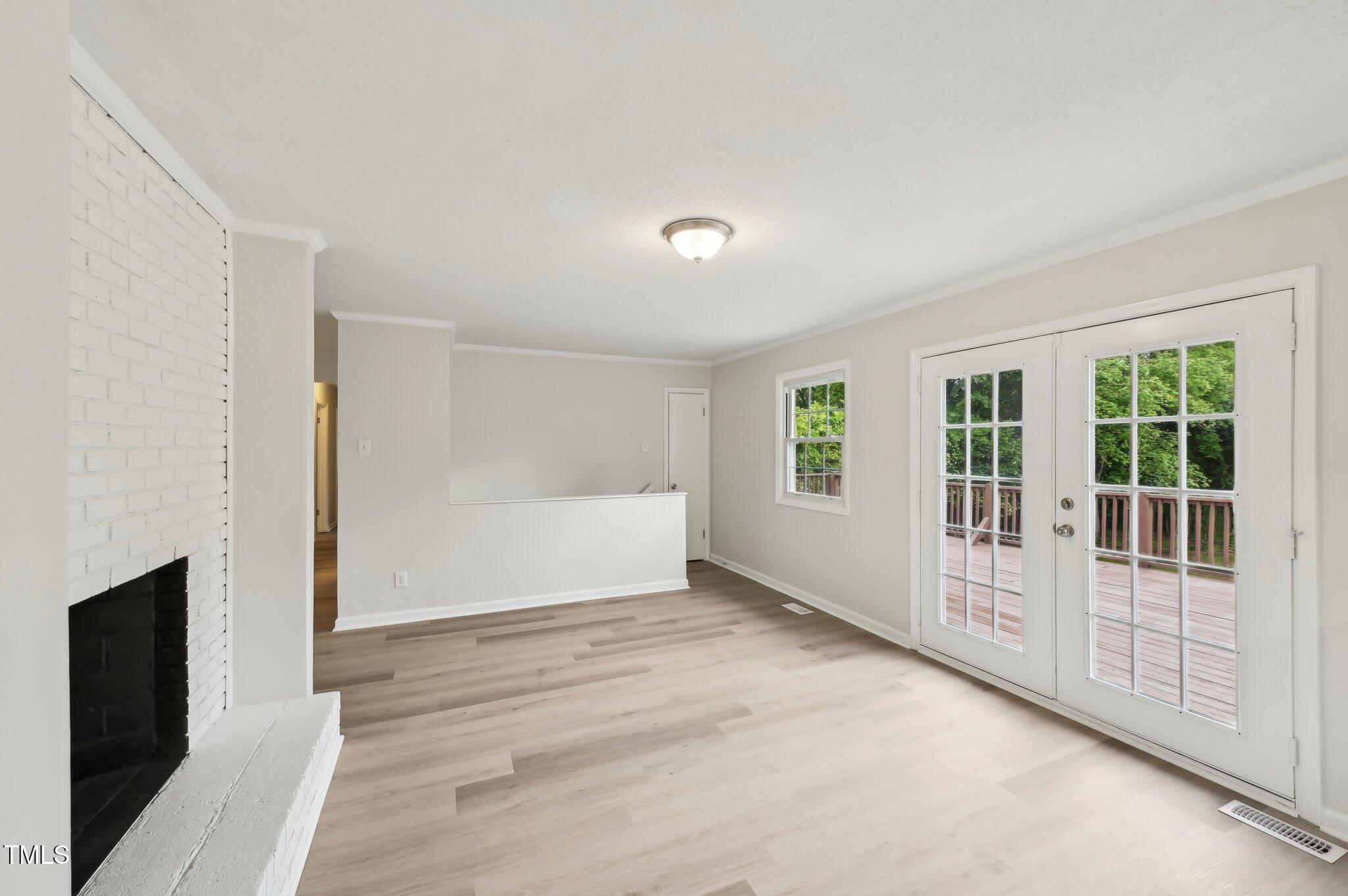 2606 Newquay Street Property Photo 7
