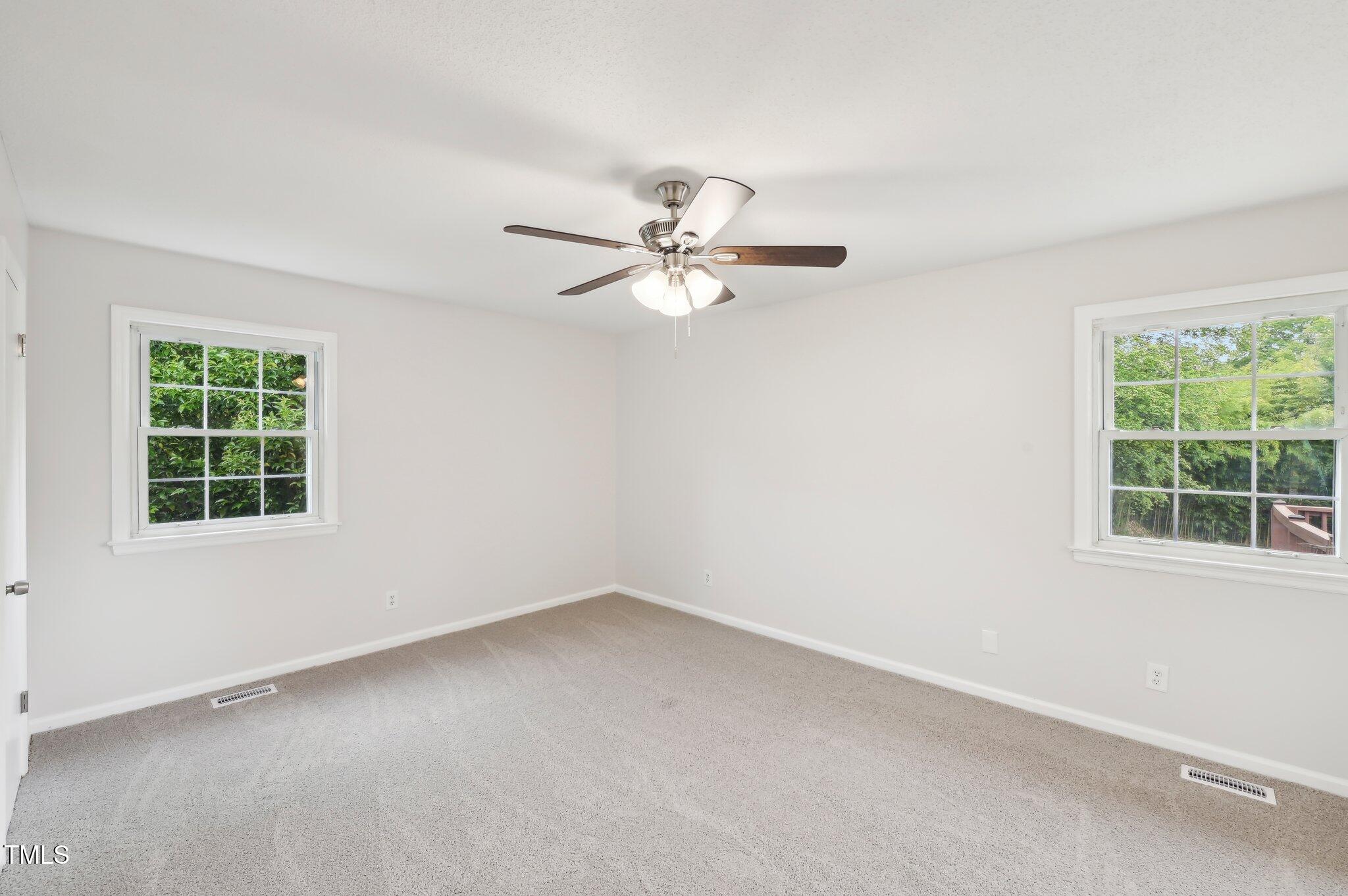 2606 Newquay Street Property Photo 9