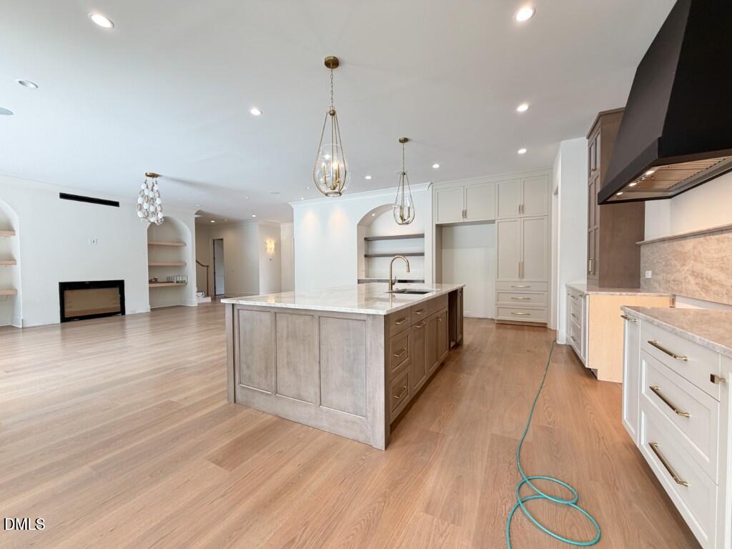 1221 Gunnison Place Property Photo 4