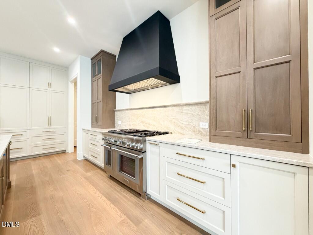 1221 Gunnison Place Property Photo 6