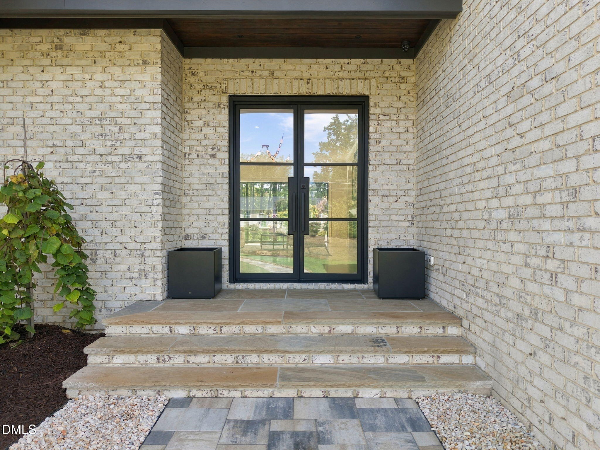 1221 Gunnison Place Property Photo 14