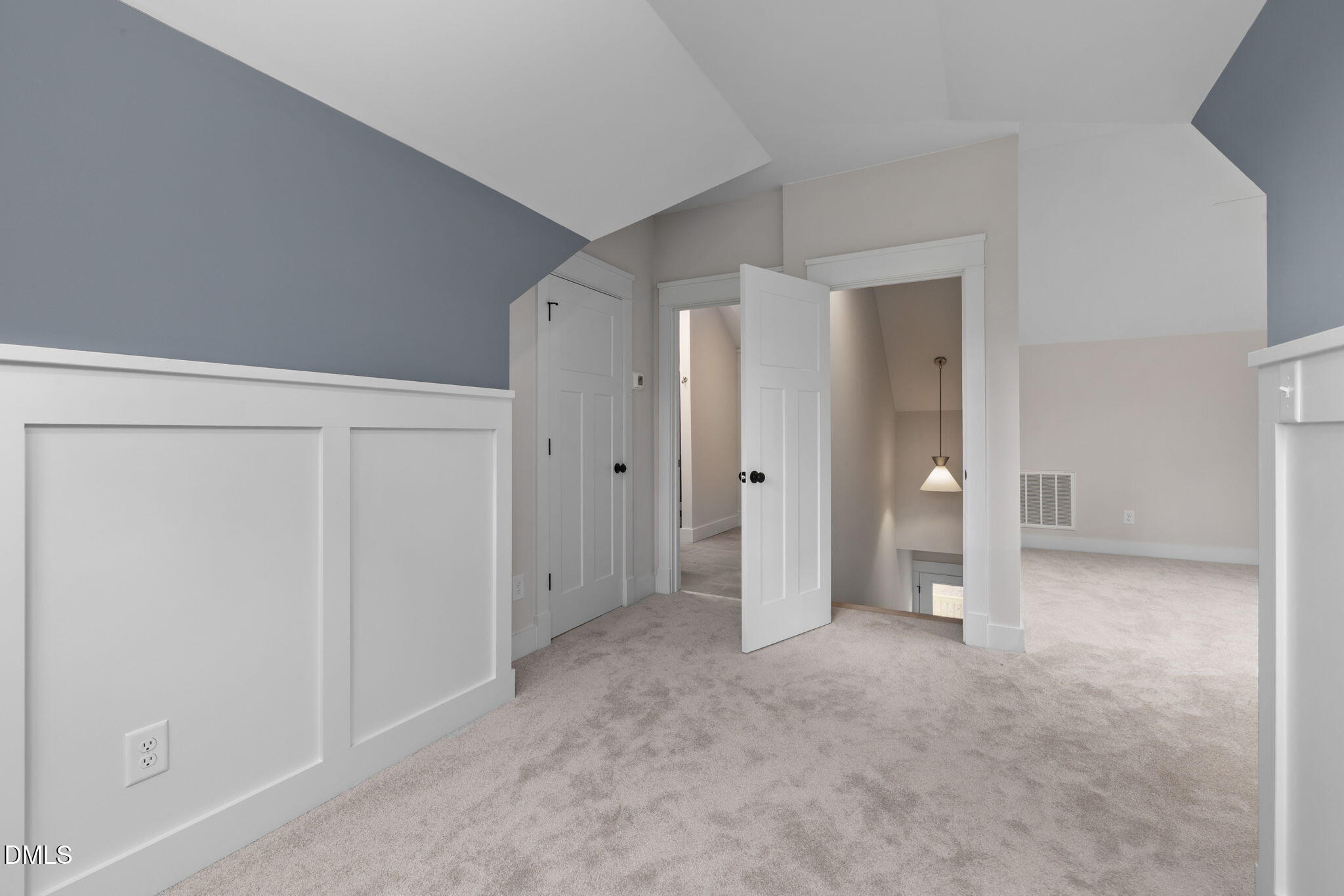 596 Hemlock Avenue Property Photo 11