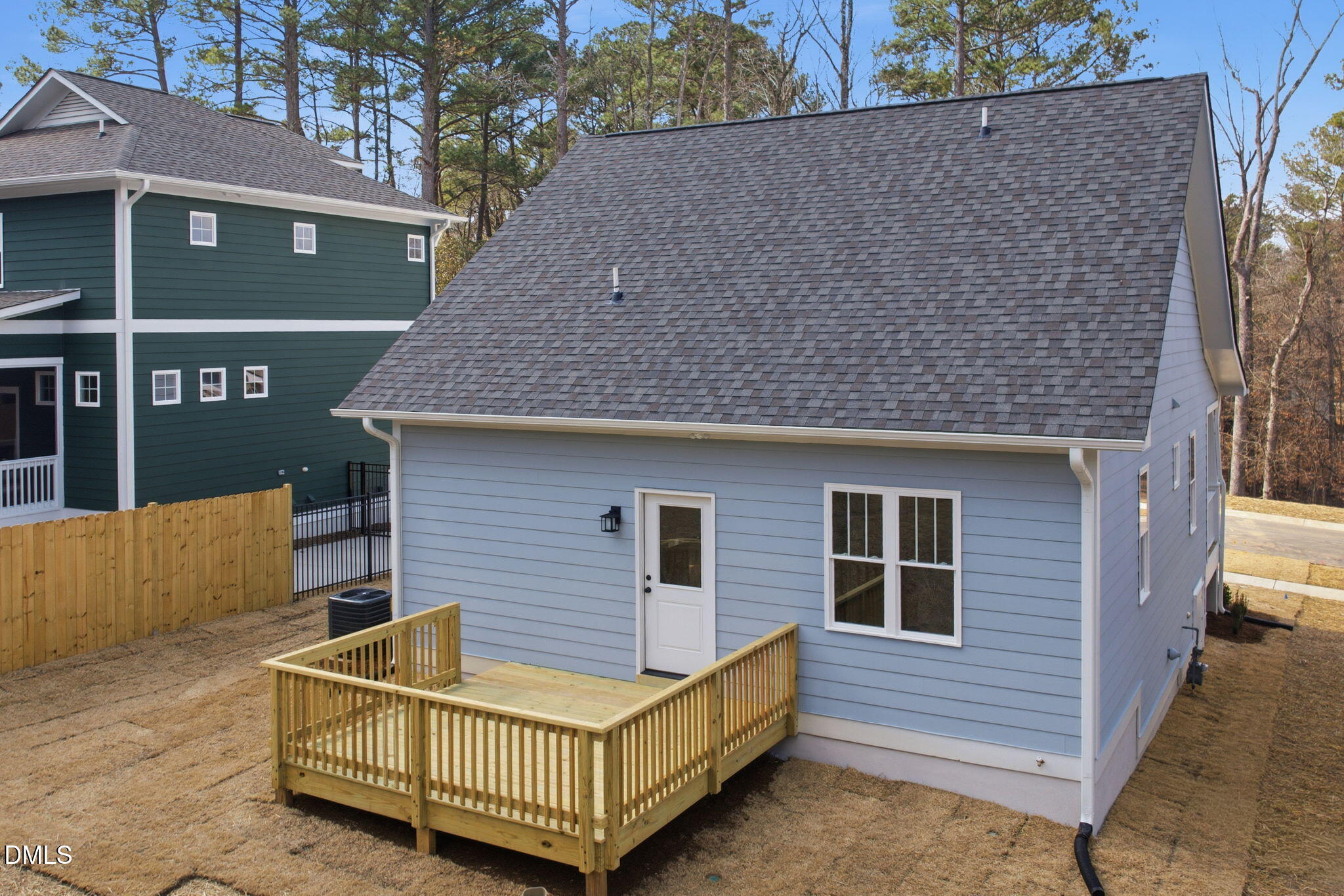 596 Hemlock Avenue Property Photo 13