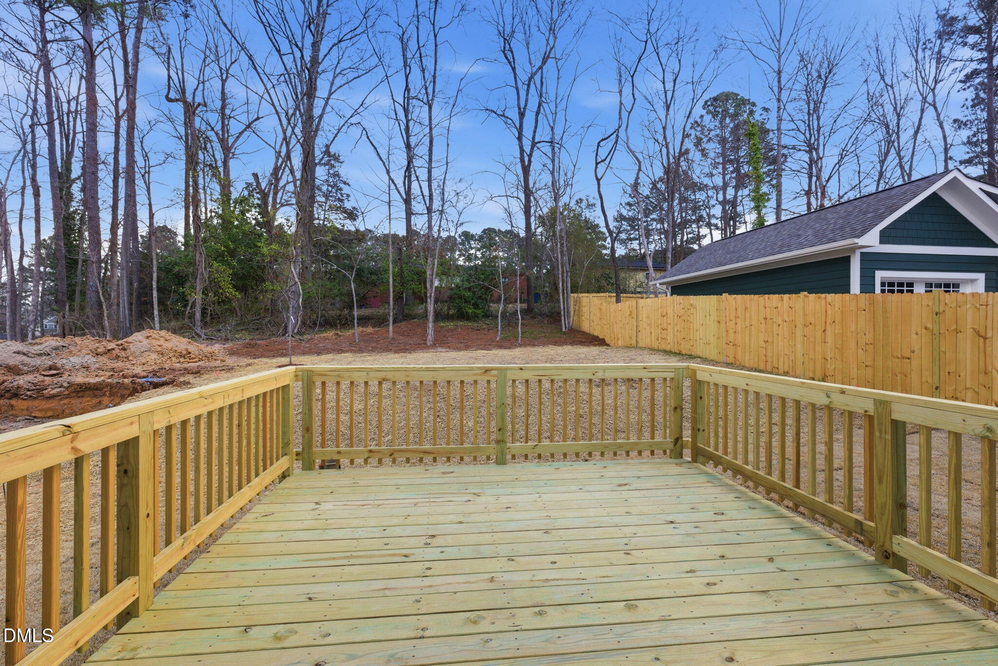596 Hemlock Avenue Property Photo 14