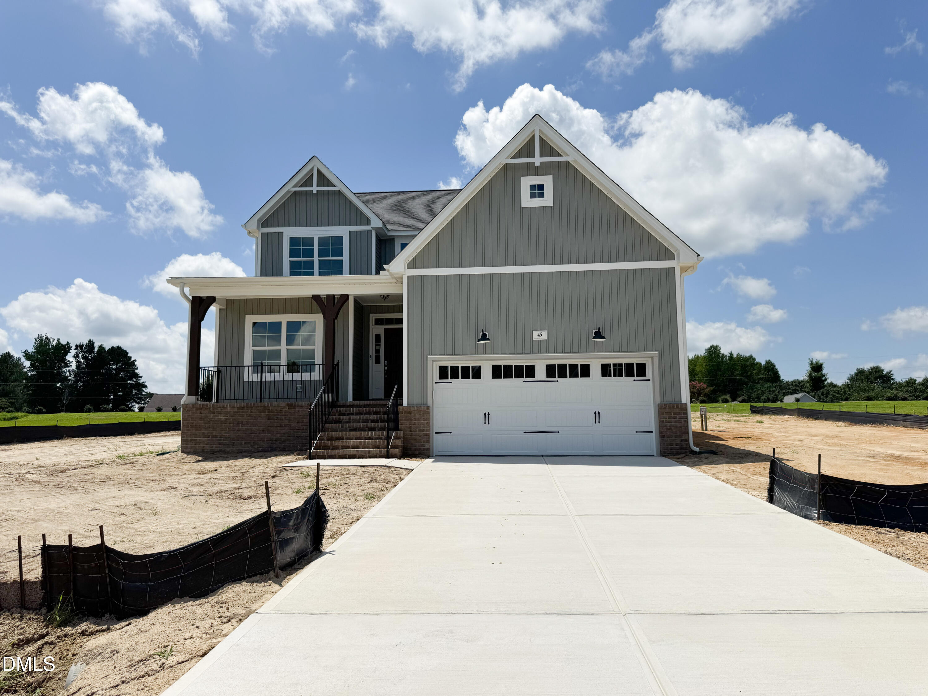 45 Diamond Creek Drive Property Photo 1
