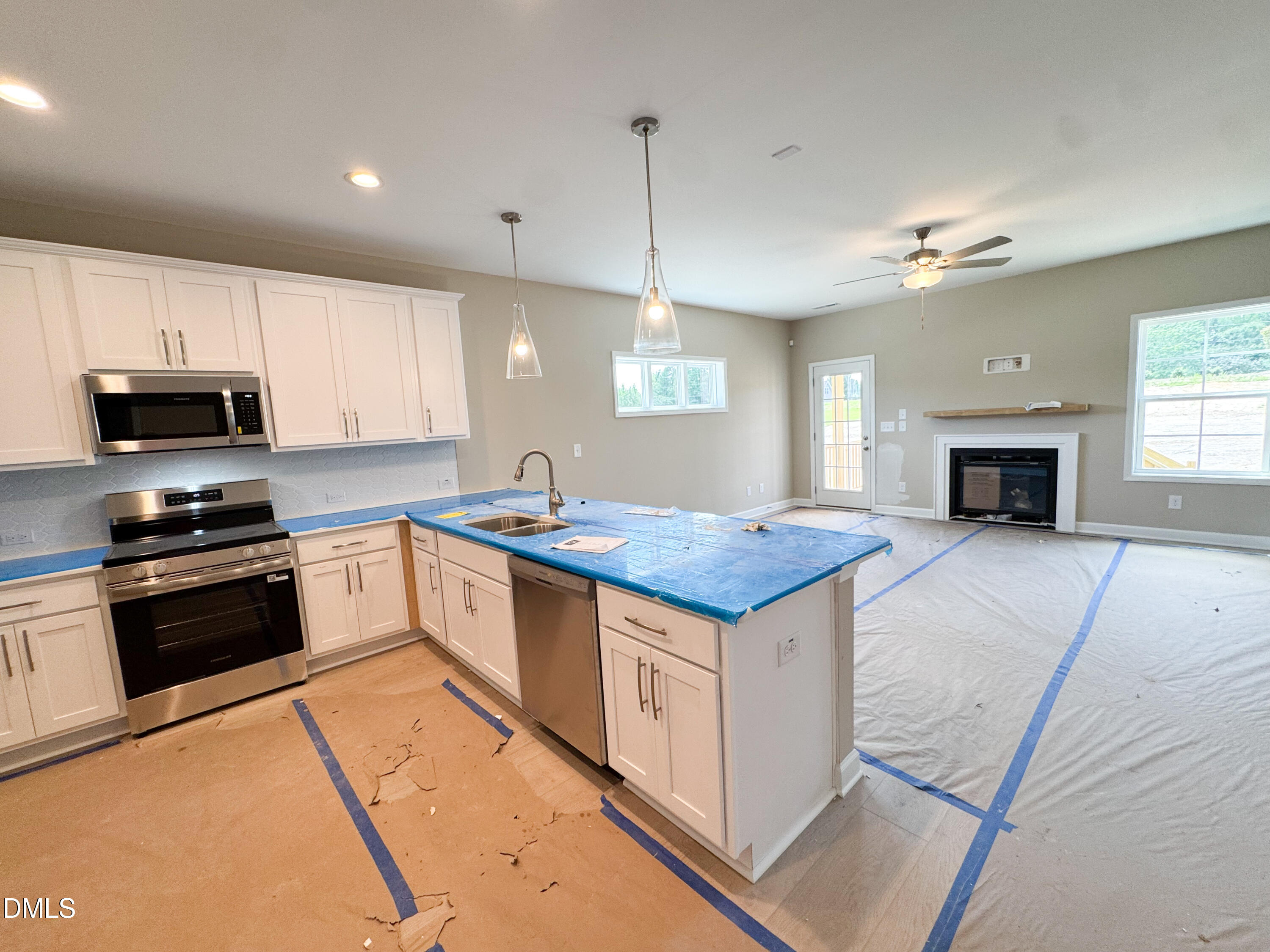 45 Diamond Creek Drive Property Photo 7