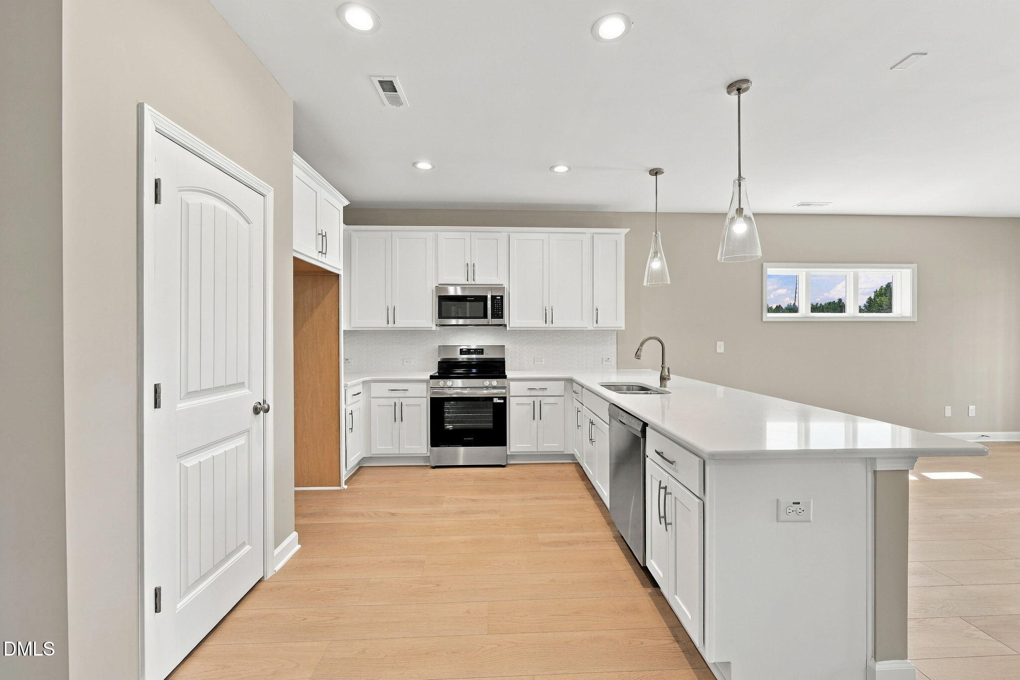 45 Diamond Creek Drive Property Photo 10