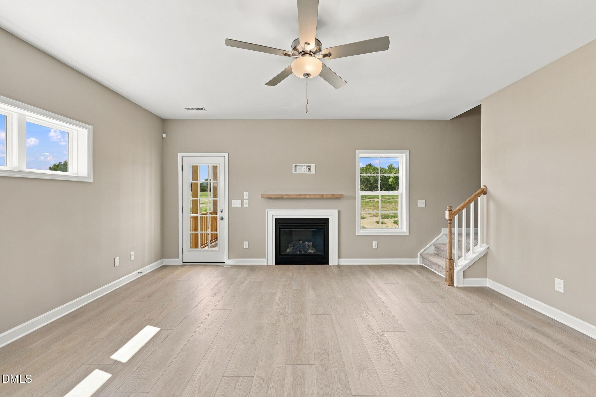 45 Diamond Creek Drive Property Photo 14