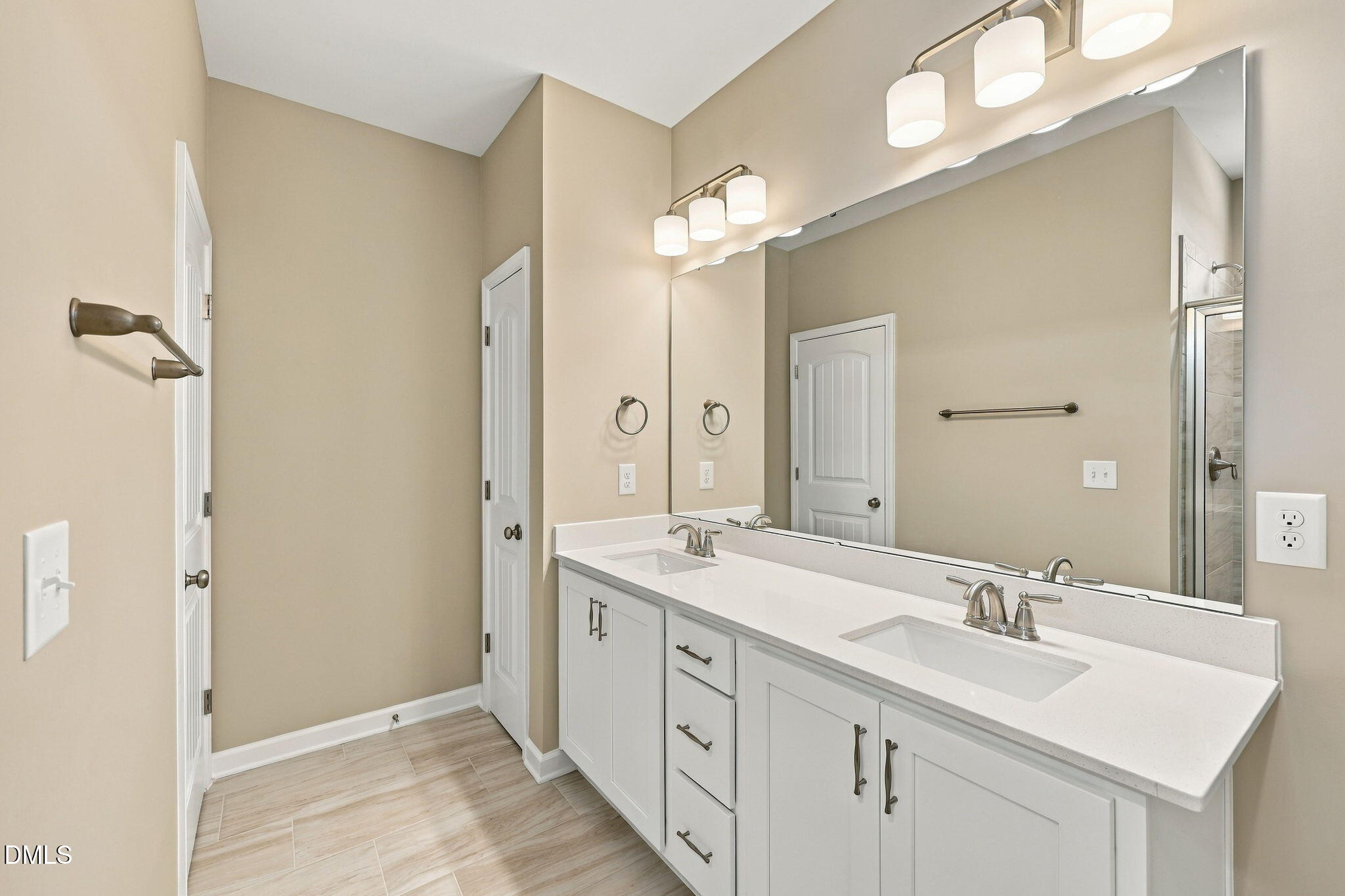45 Diamond Creek Drive Property Photo 19