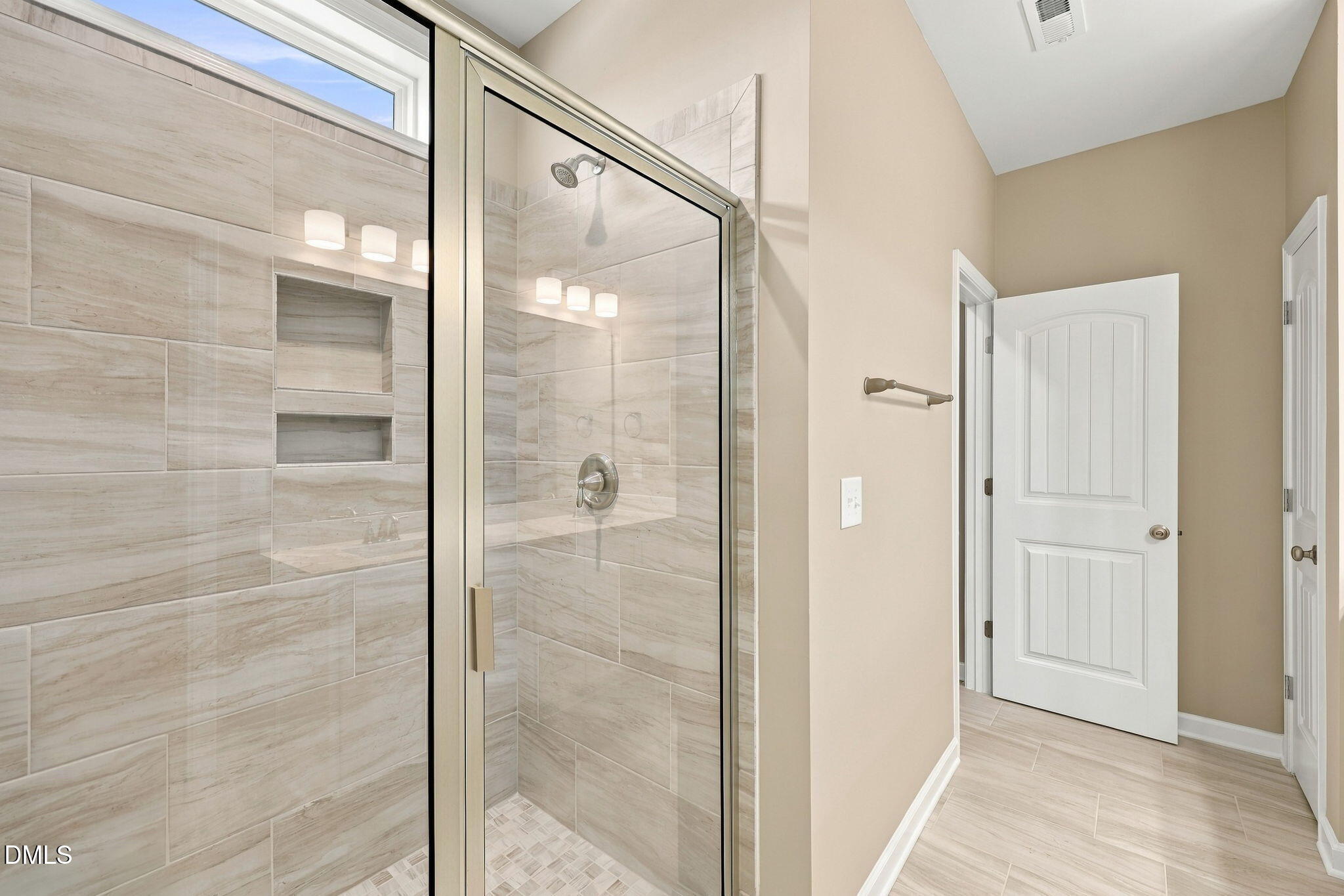 45 Diamond Creek Drive Property Photo 20