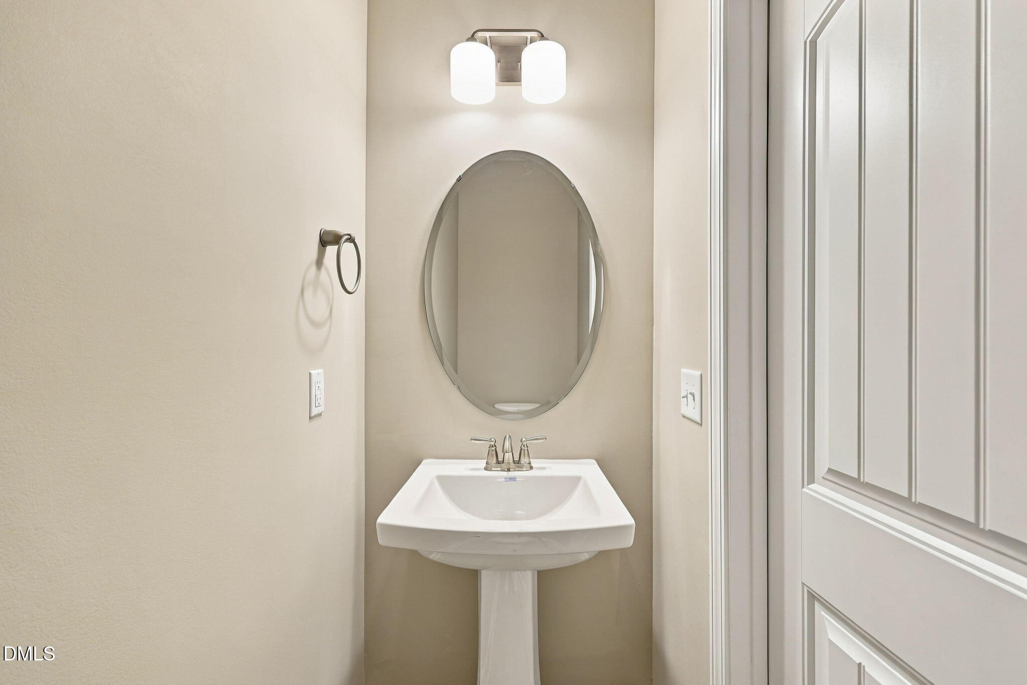 45 Diamond Creek Drive Property Photo 29