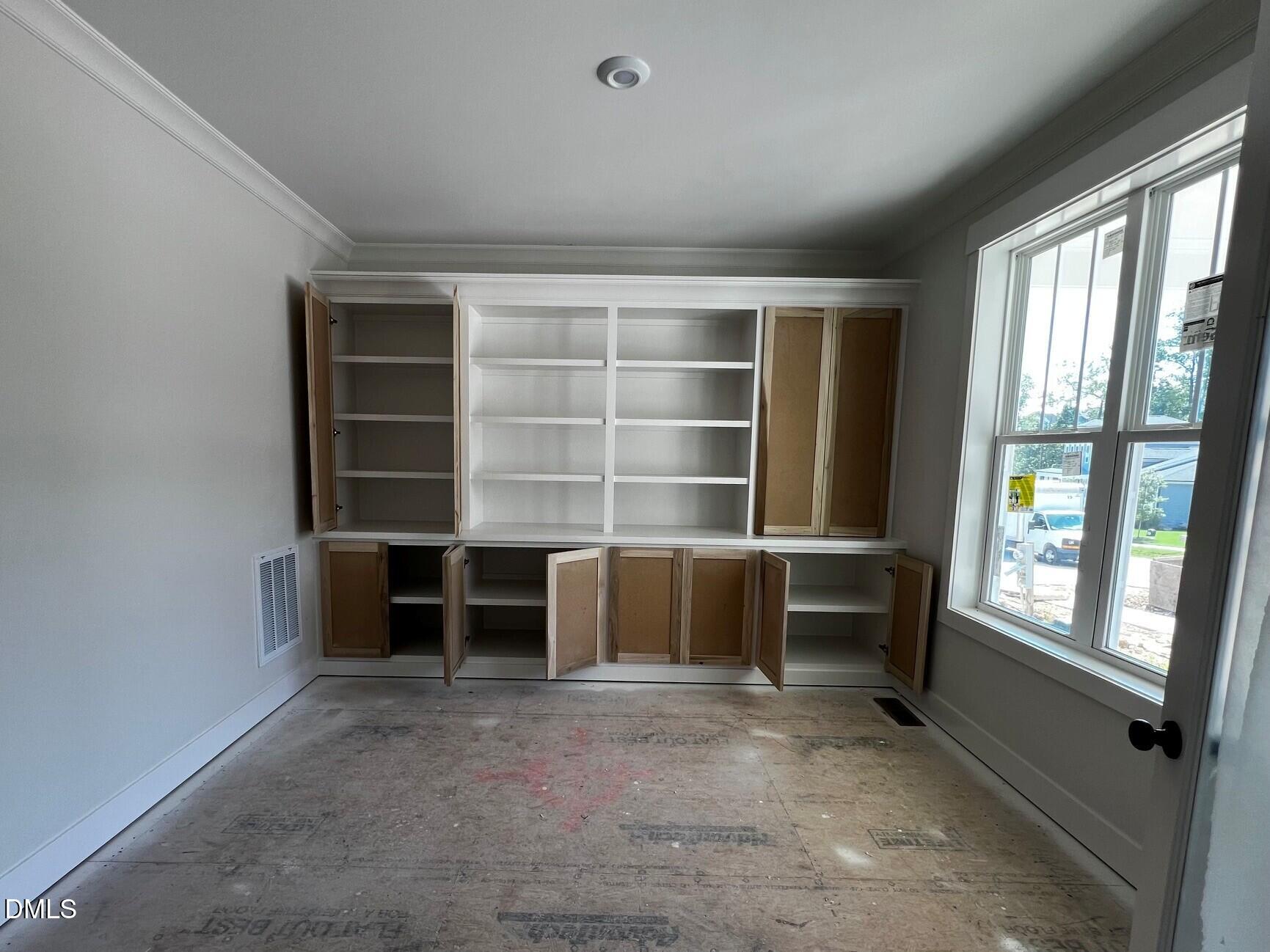 6051 Scalybark Road Property Photo 3