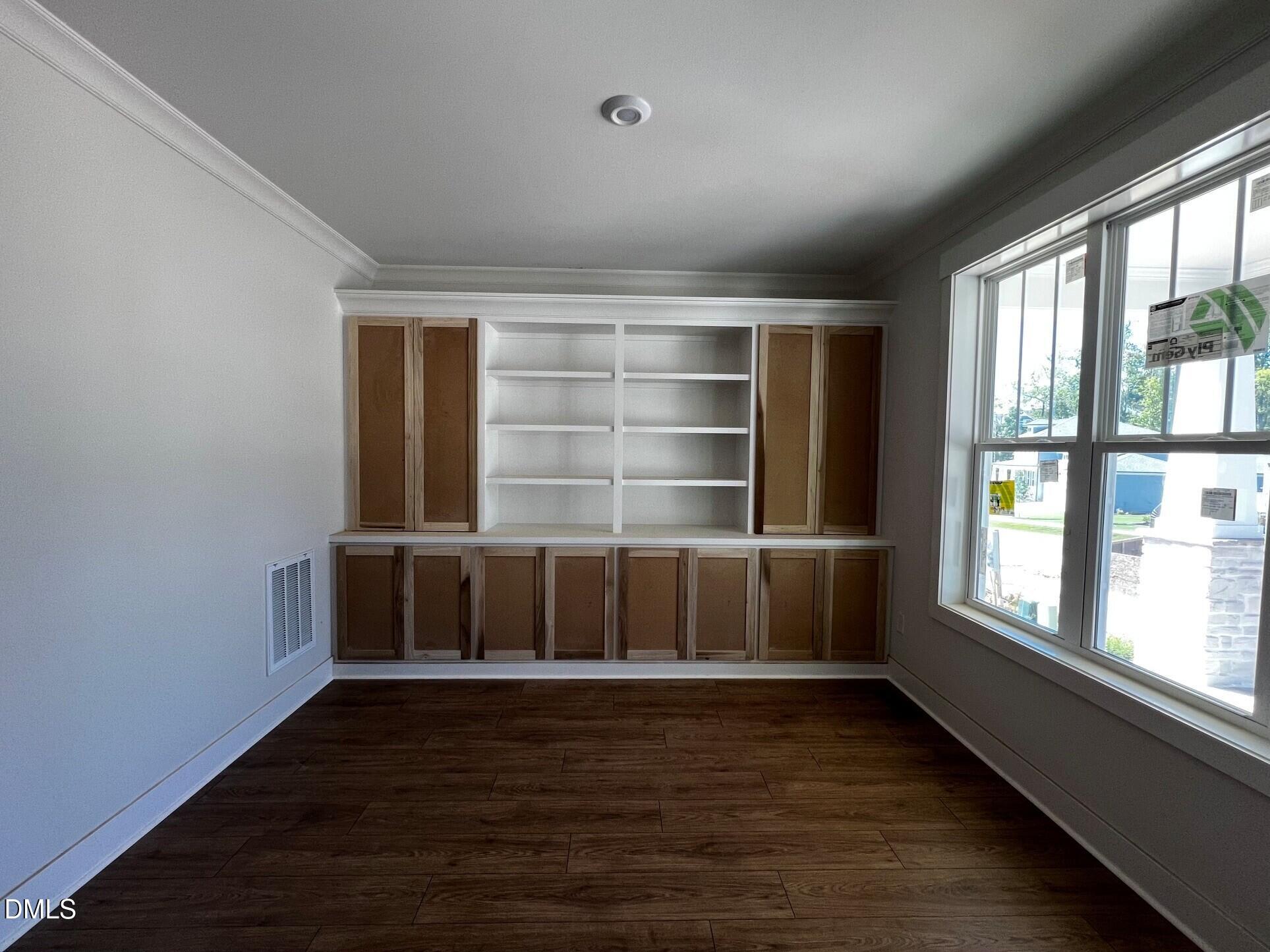 6051 Scalybark Road Property Photo 3