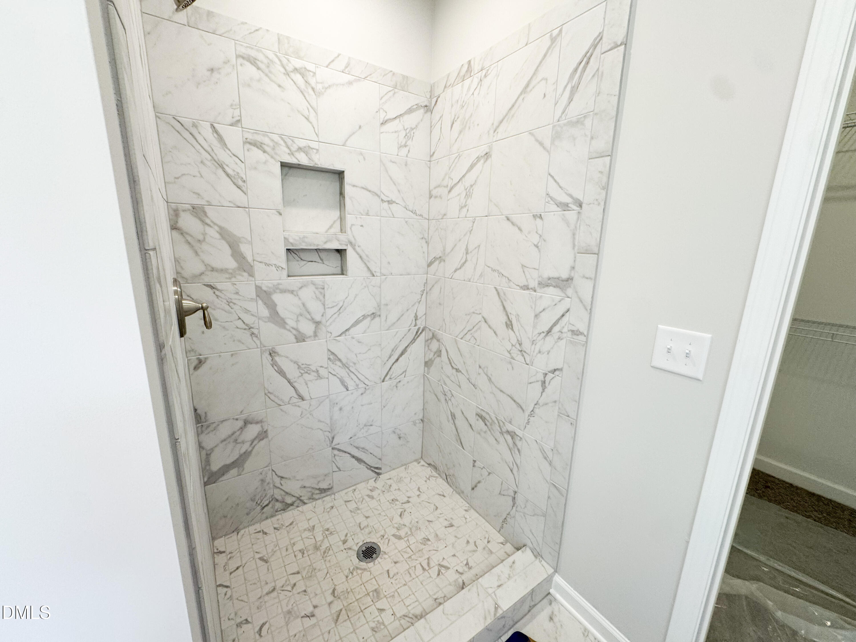 10 Diamond Creek Drive Property Photo 13