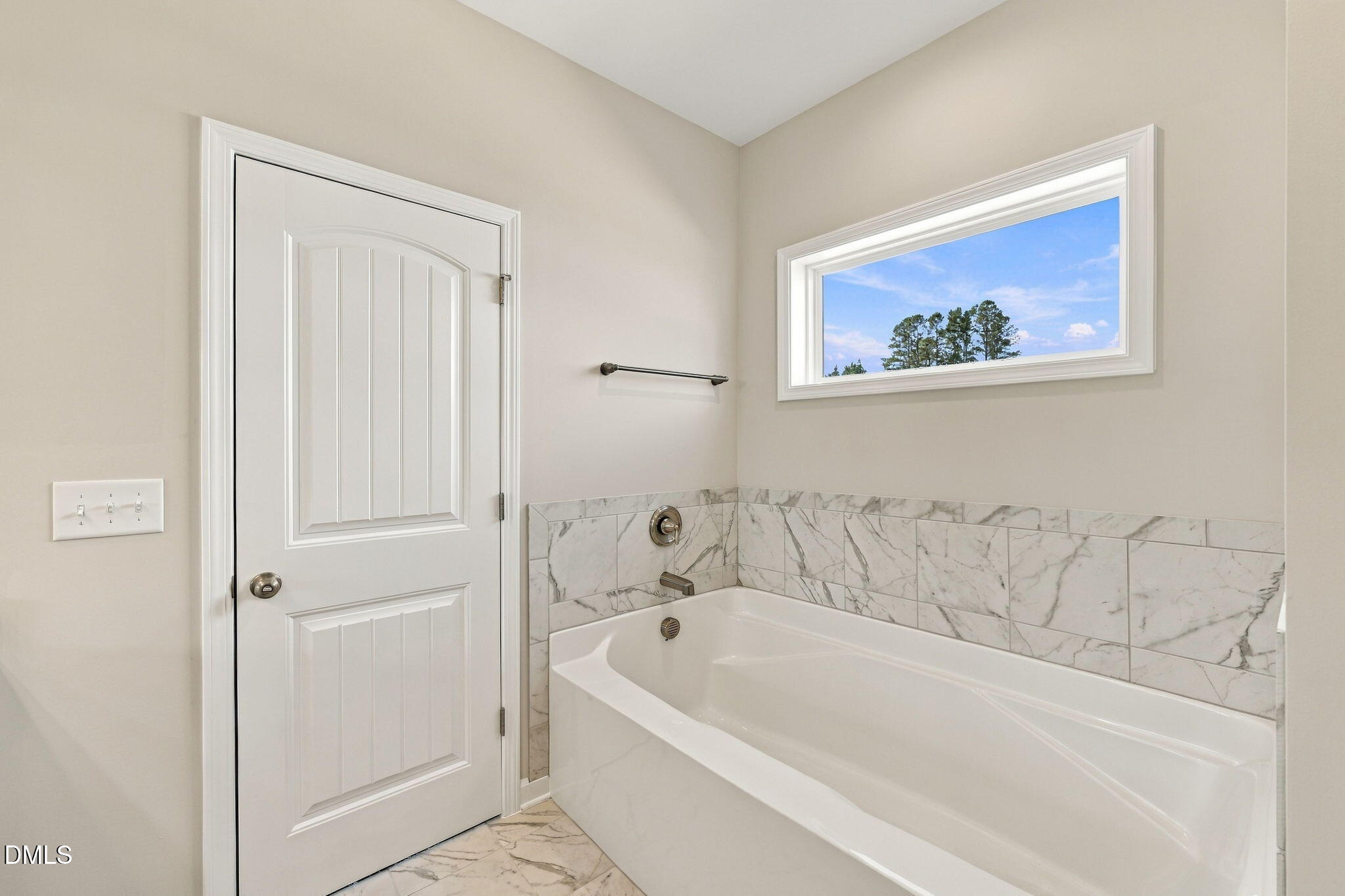 10 Diamond Creek Drive Property Photo 19