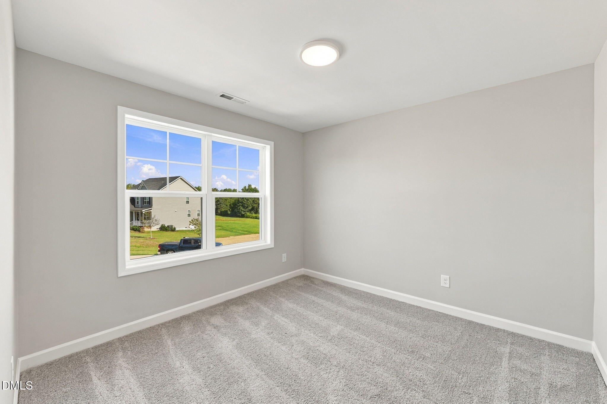10 Diamond Creek Drive Property Photo 31