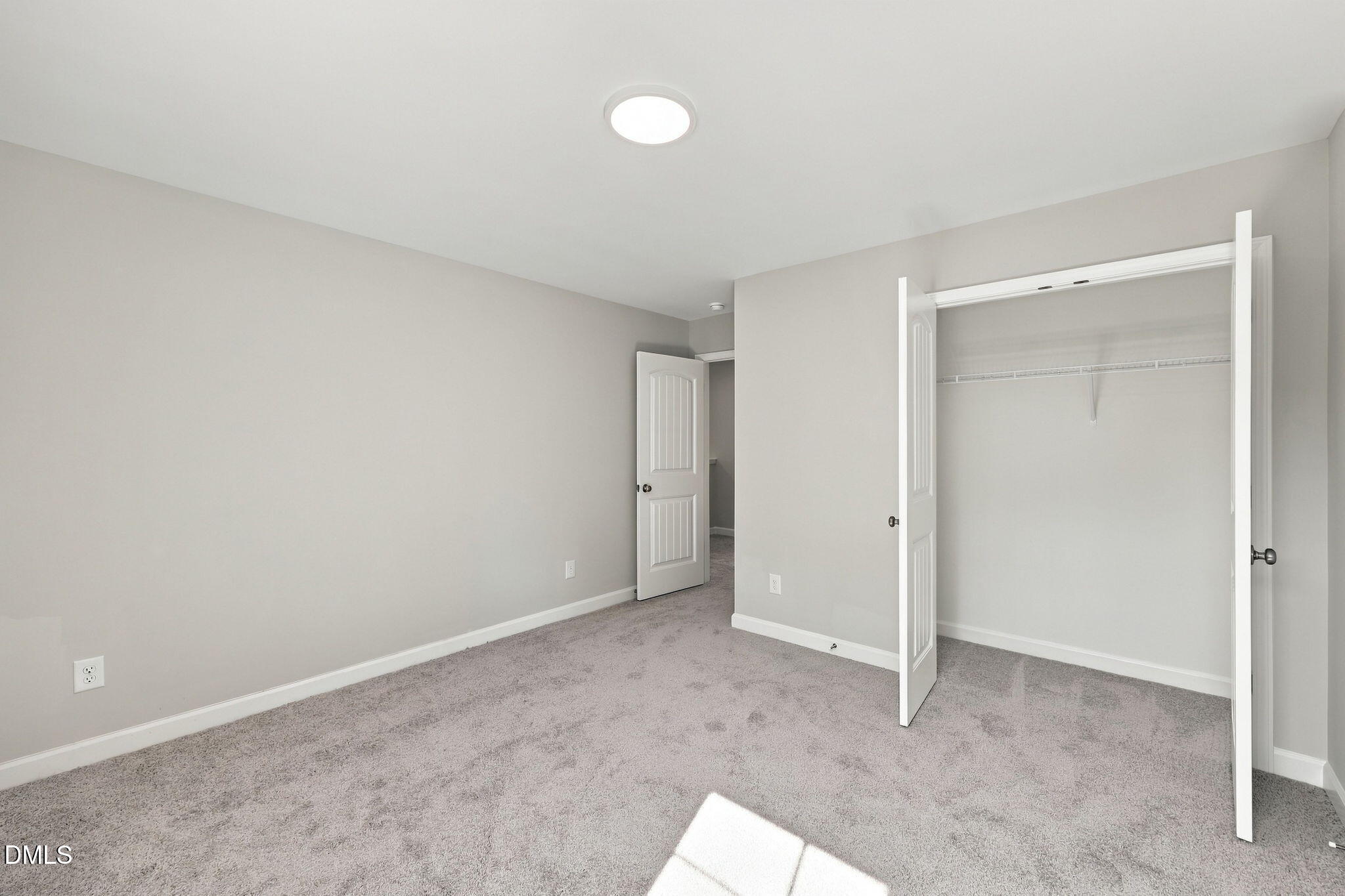 10 Diamond Creek Drive Property Photo 35