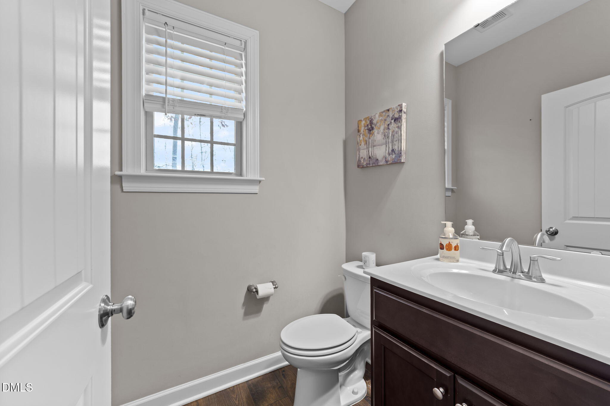 94 Diamond Creek Drive Property Photo 14