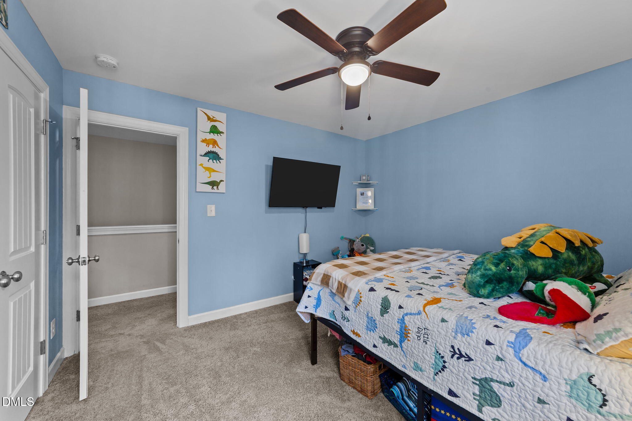 94 Diamond Creek Drive Property Photo 29